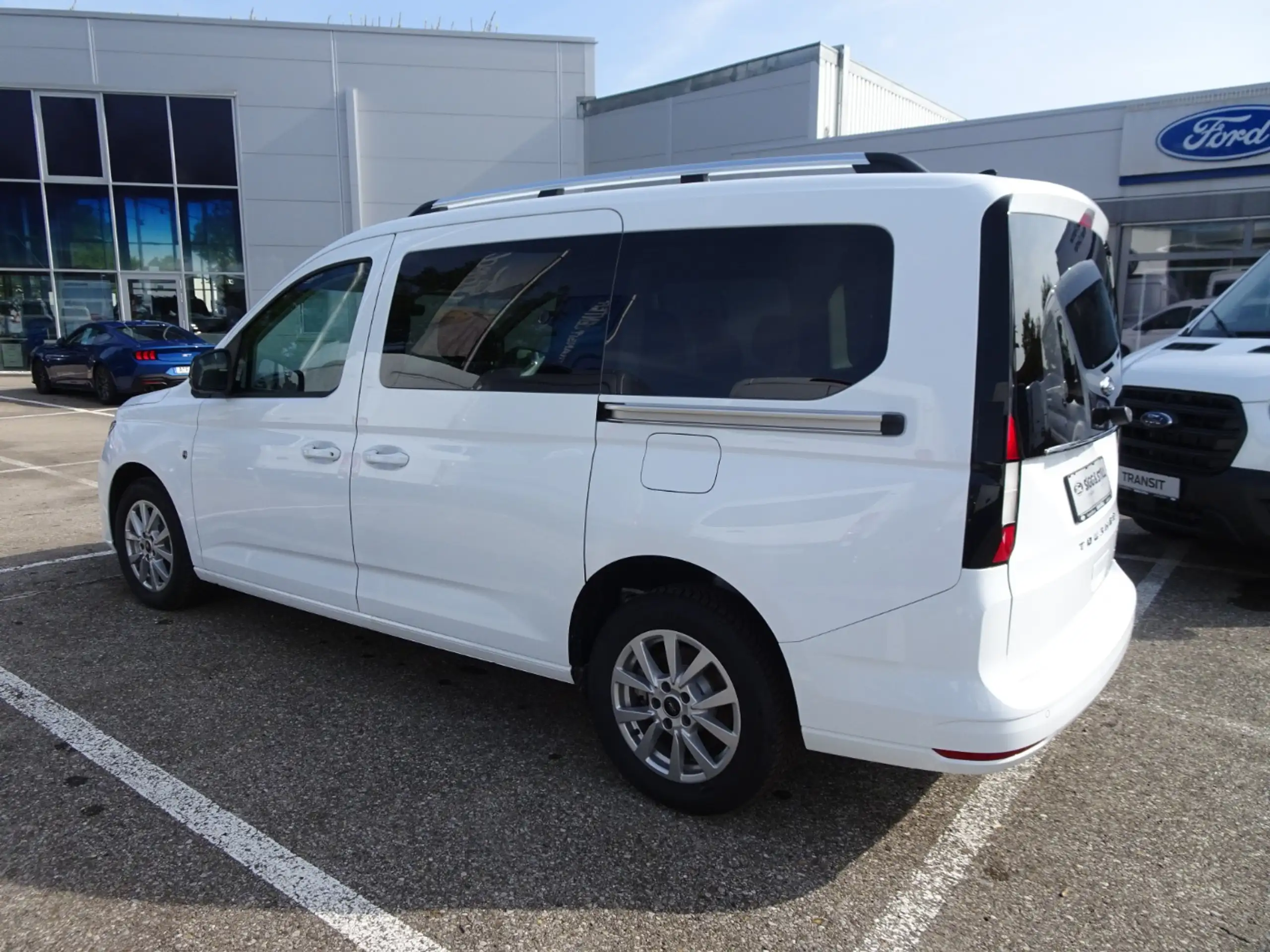 Ford - Tourneo Connect