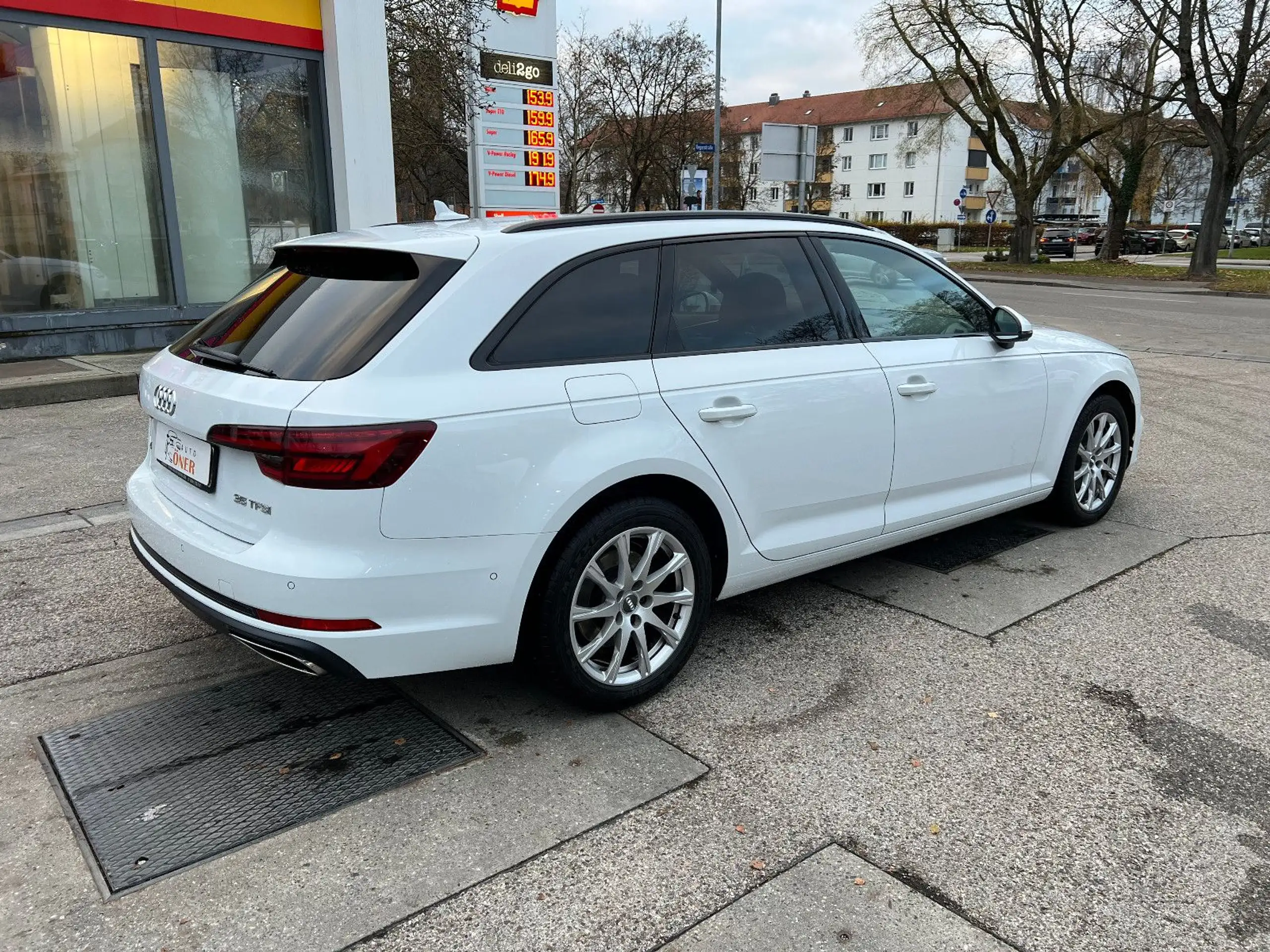 Audi - A4