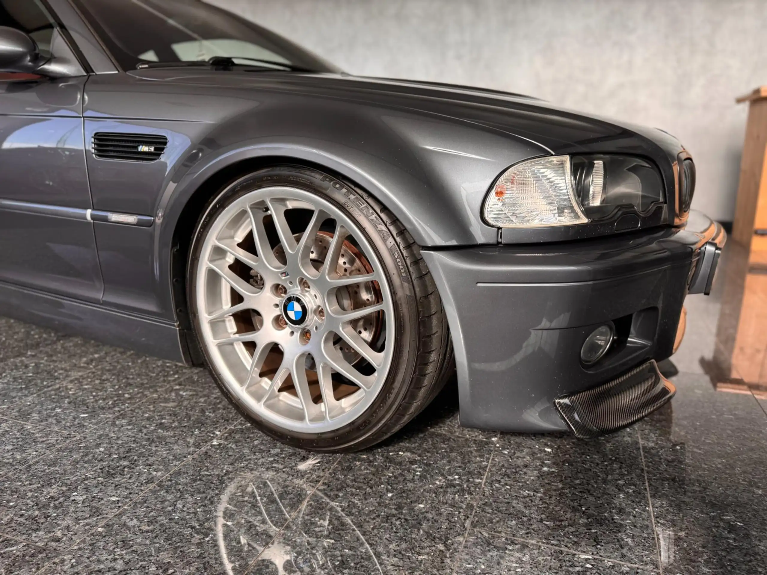 BMW - M3