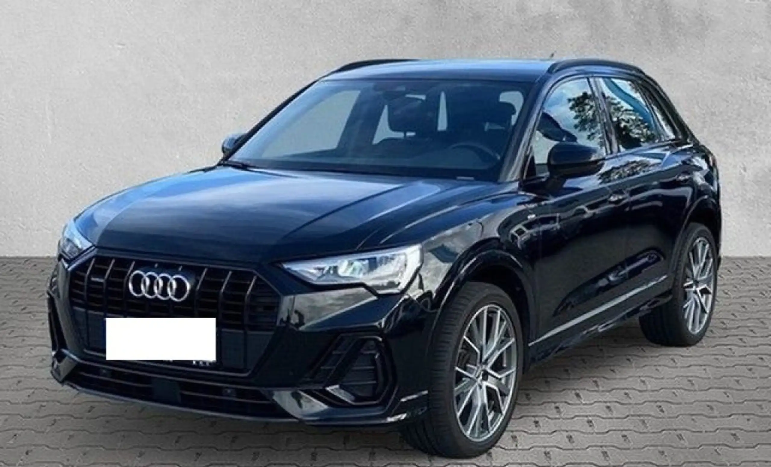 Audi - Q3