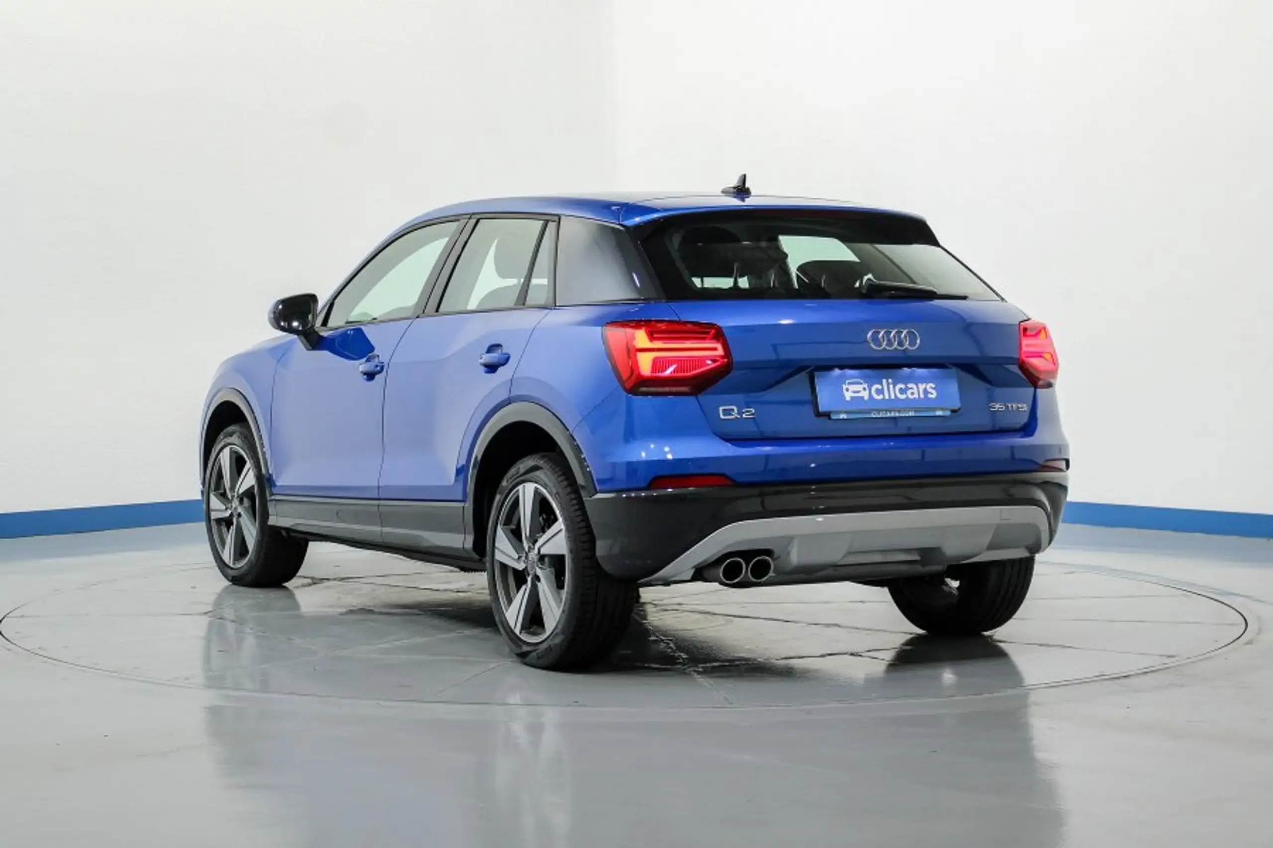 Audi - Q2