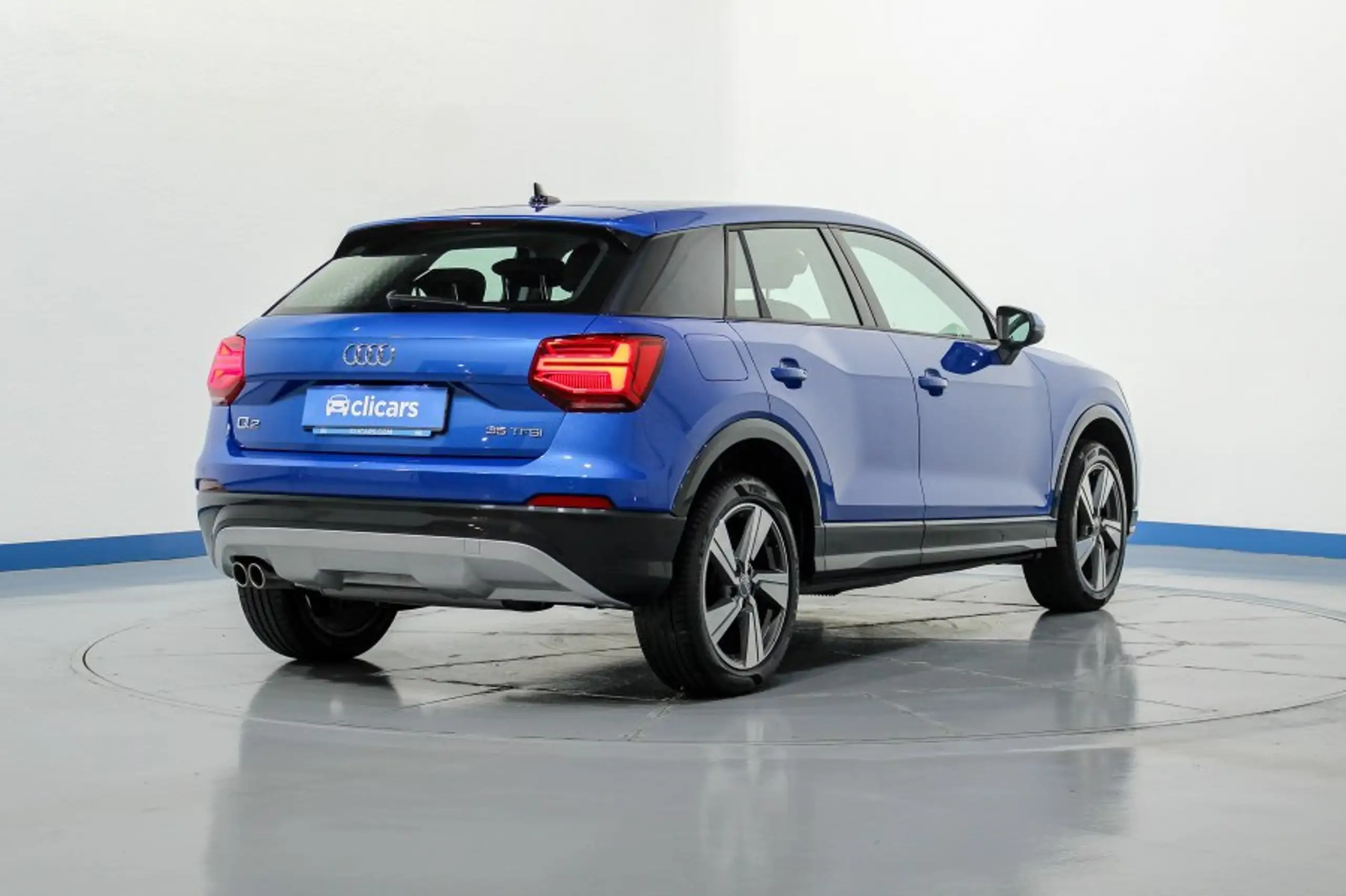 Audi - Q2