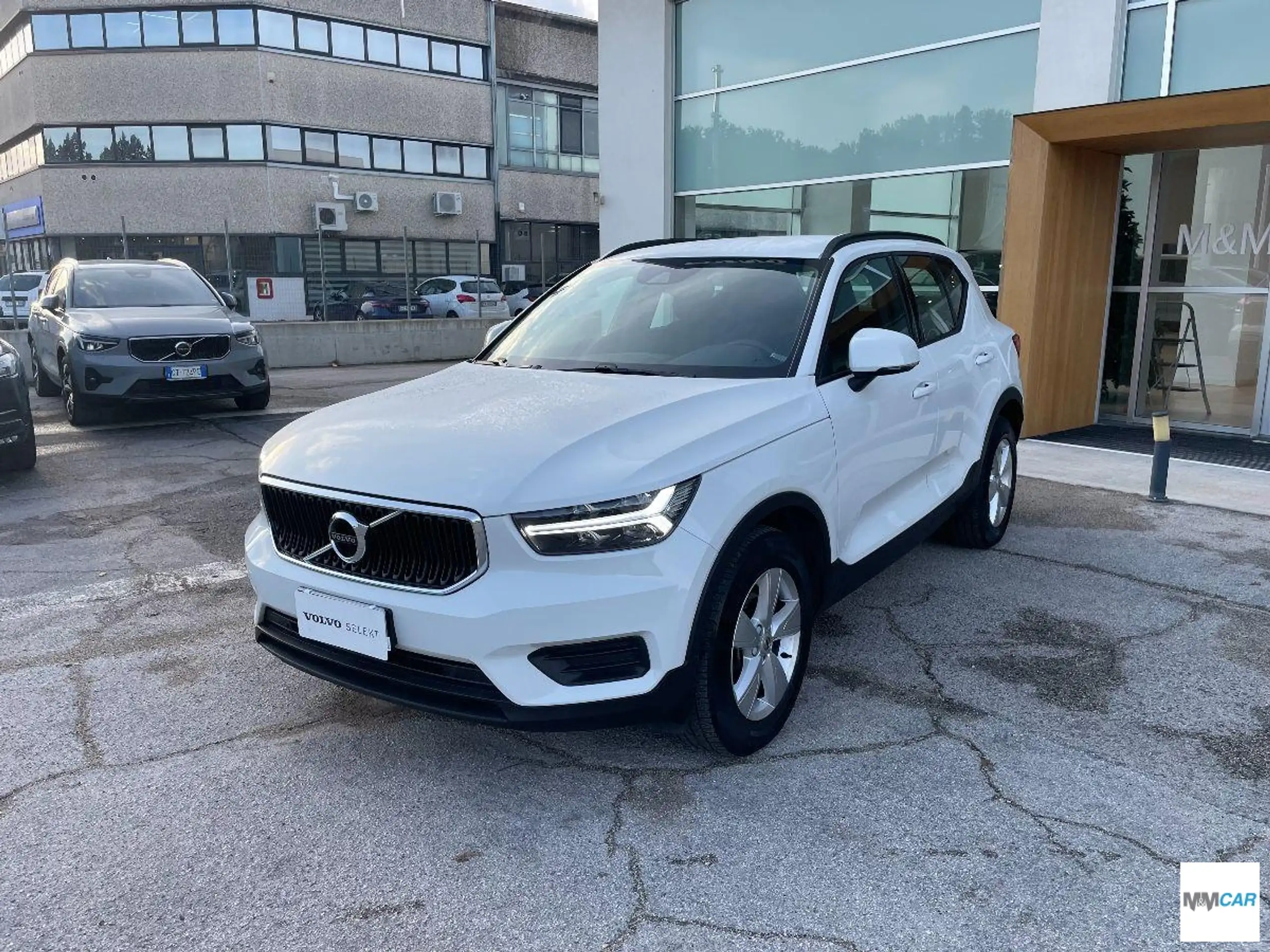 Volvo - XC40