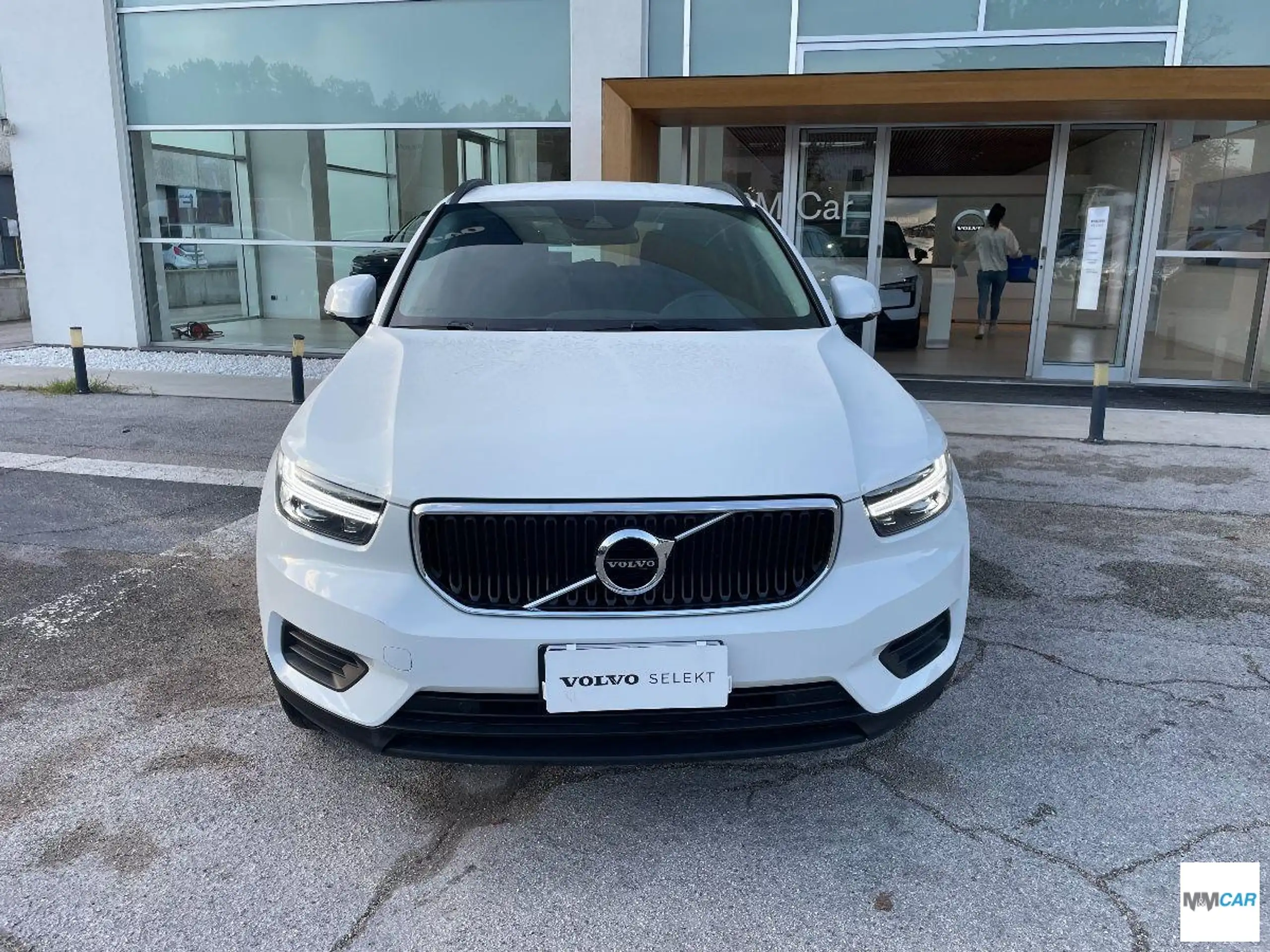 Volvo - XC40