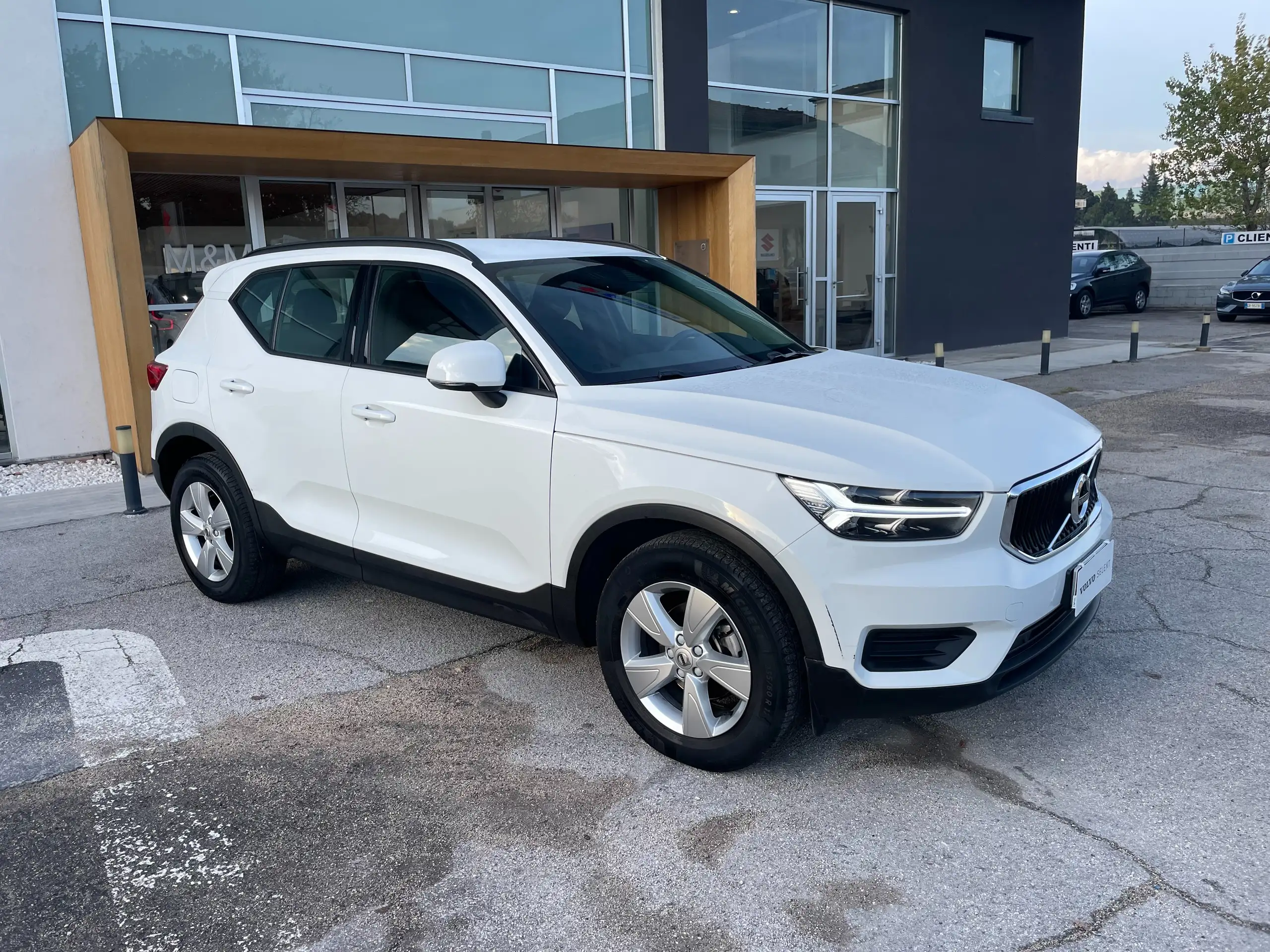 Volvo - XC40