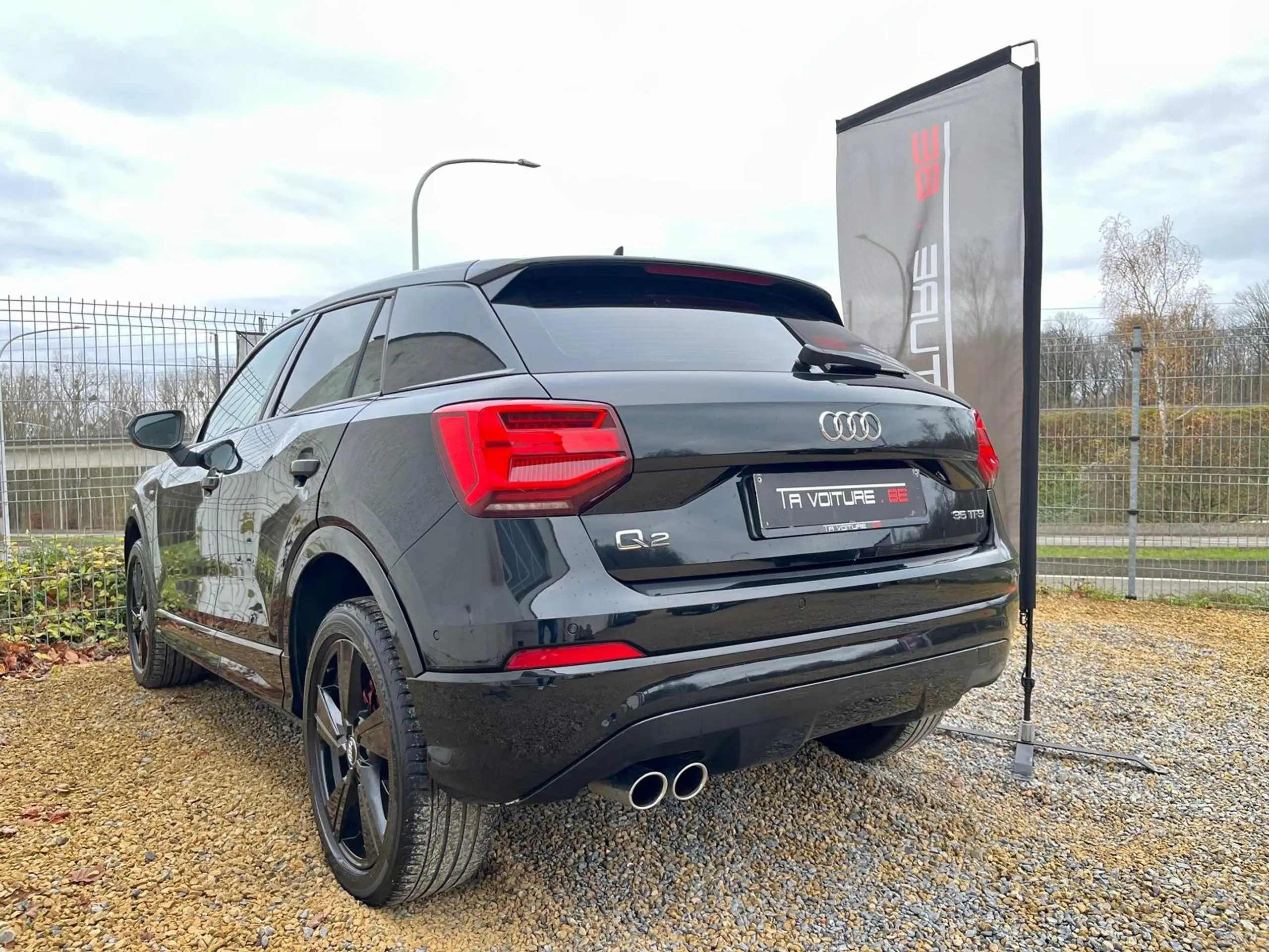 Audi - Q2