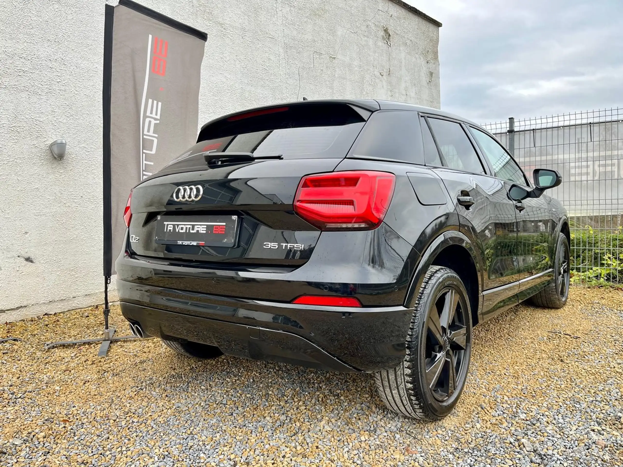 Audi - Q2