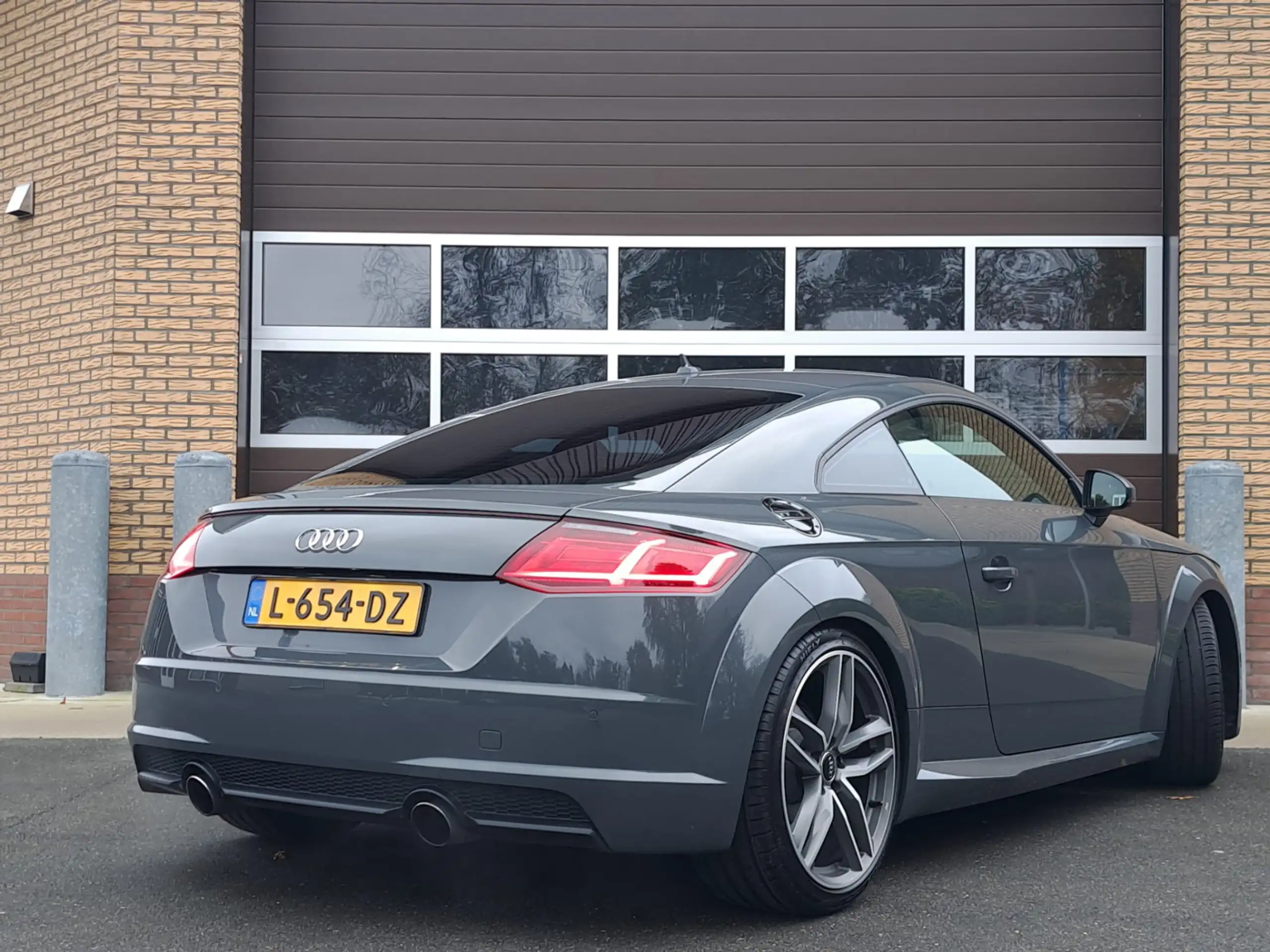 Audi - TT