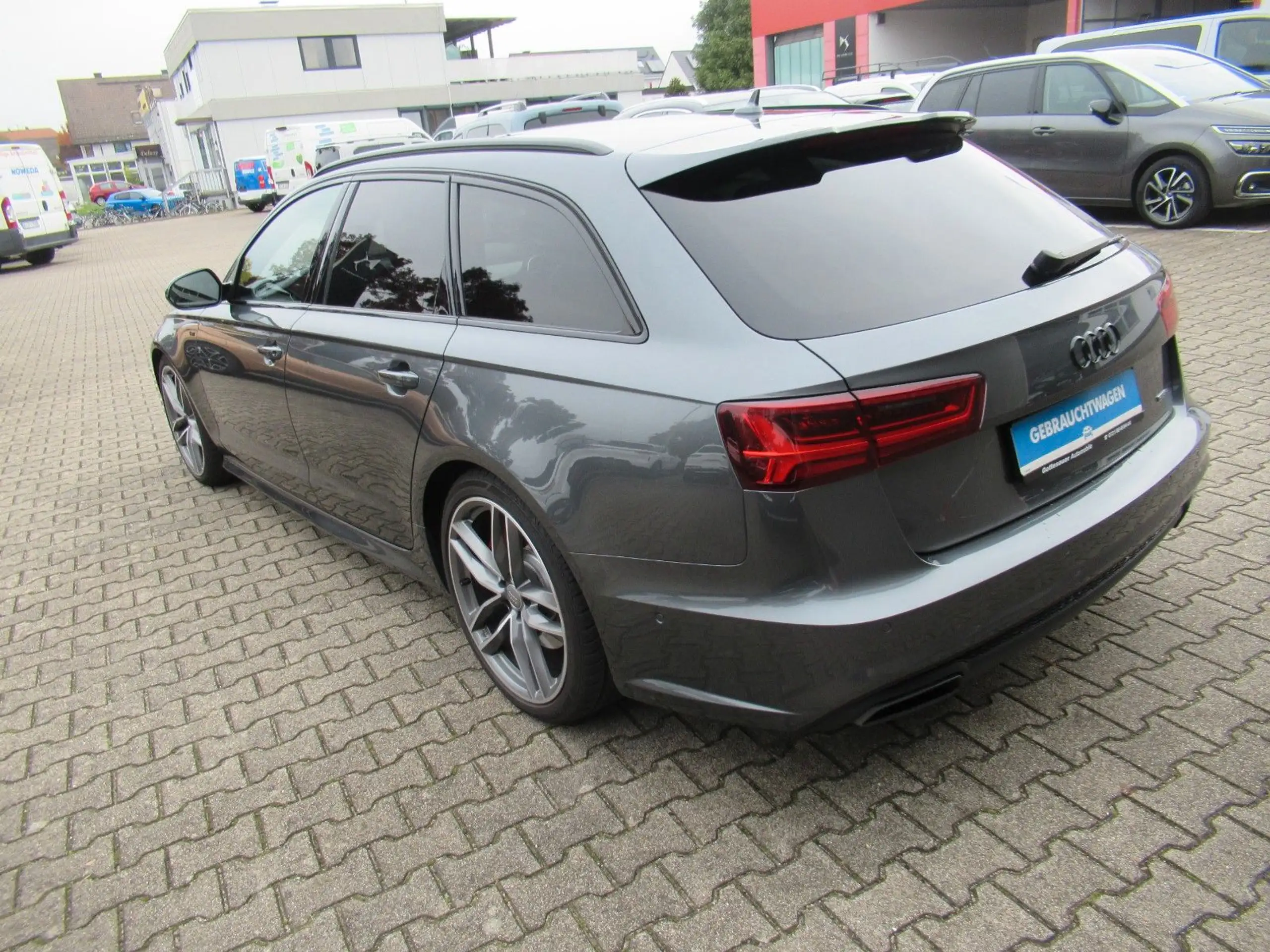 Audi - A6