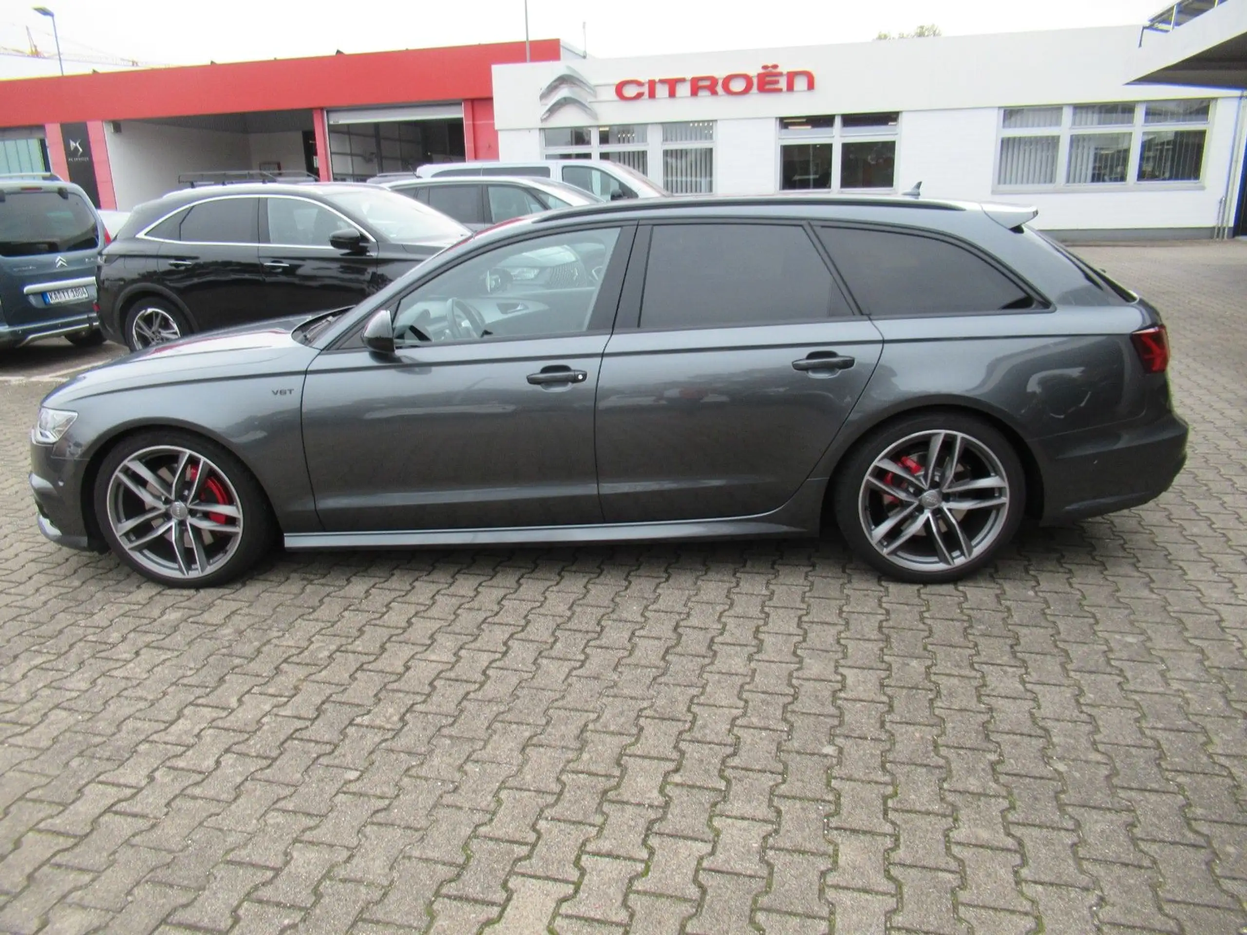 Audi - A6