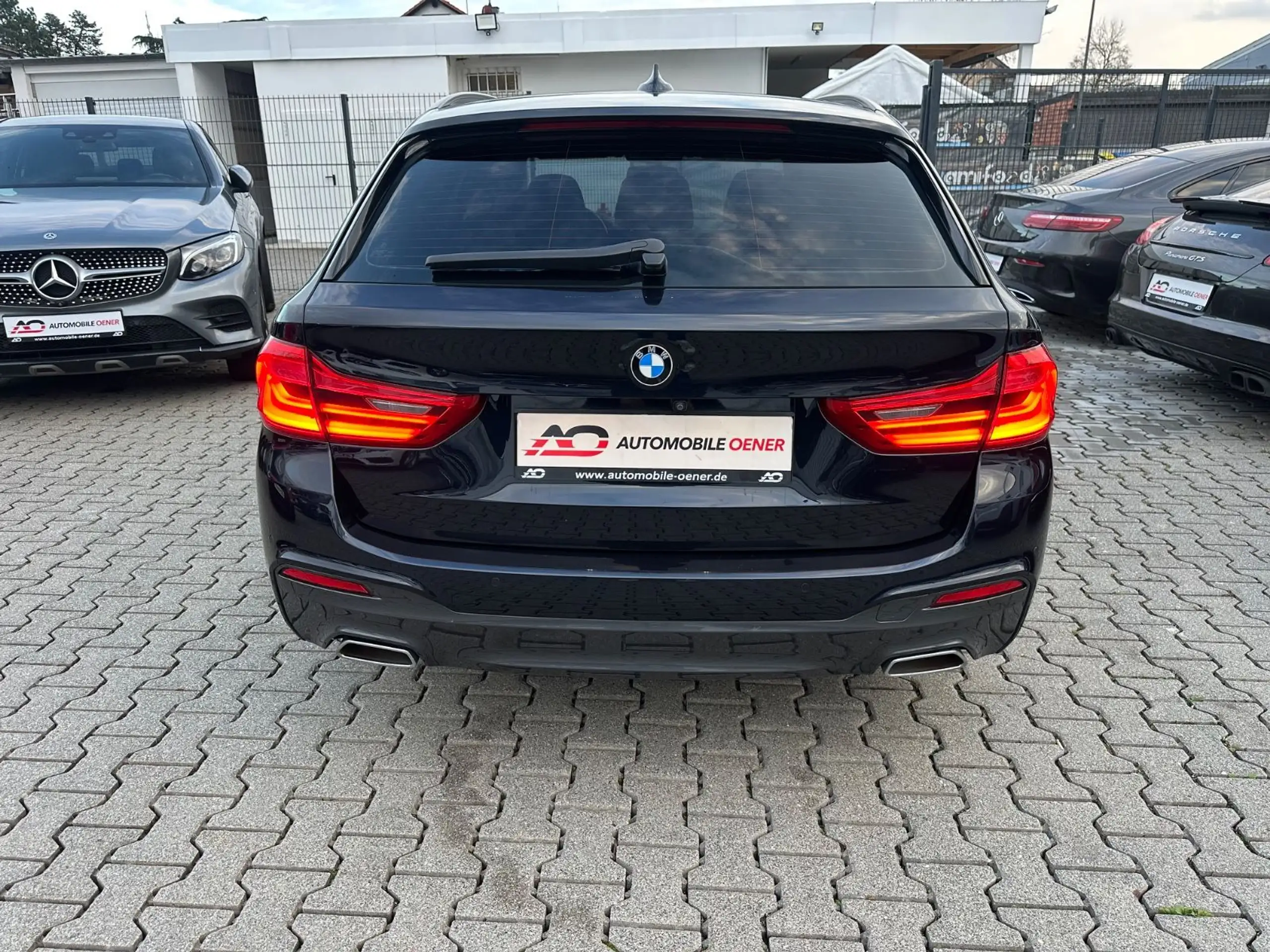 BMW - 520