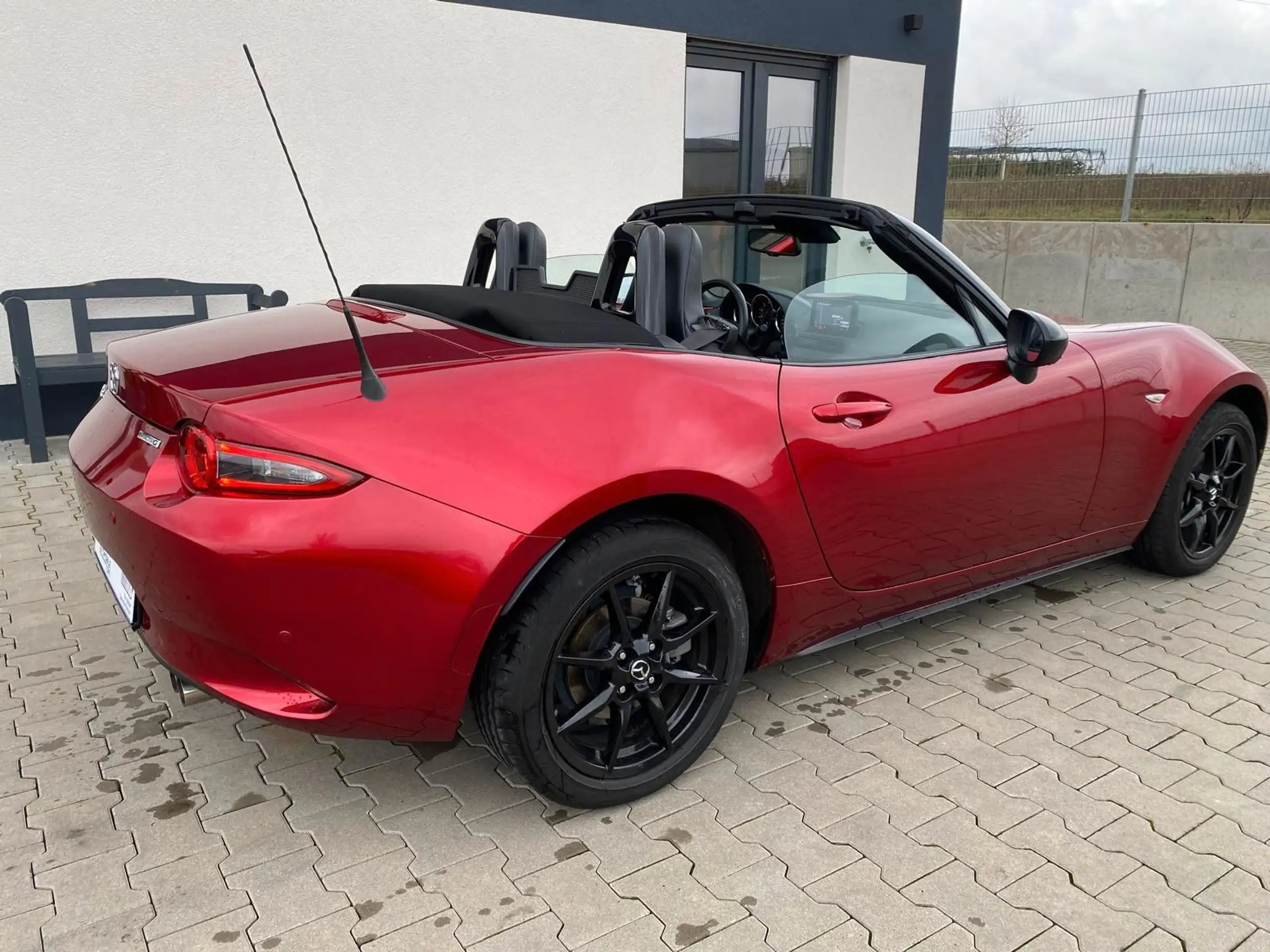 Mazda - MX-5