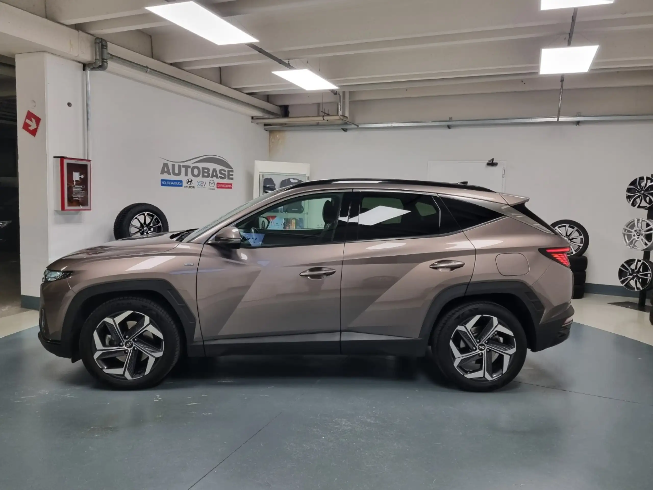 Hyundai - TUCSON