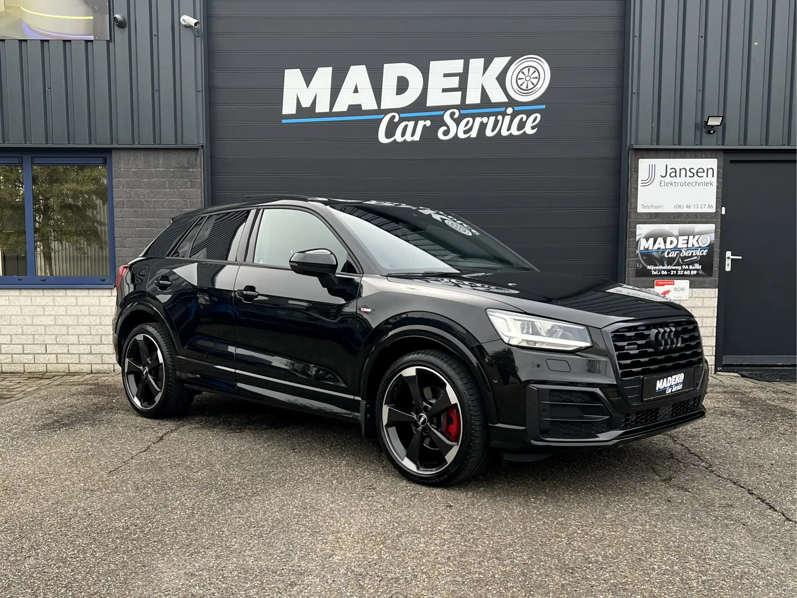 Audi - Q2