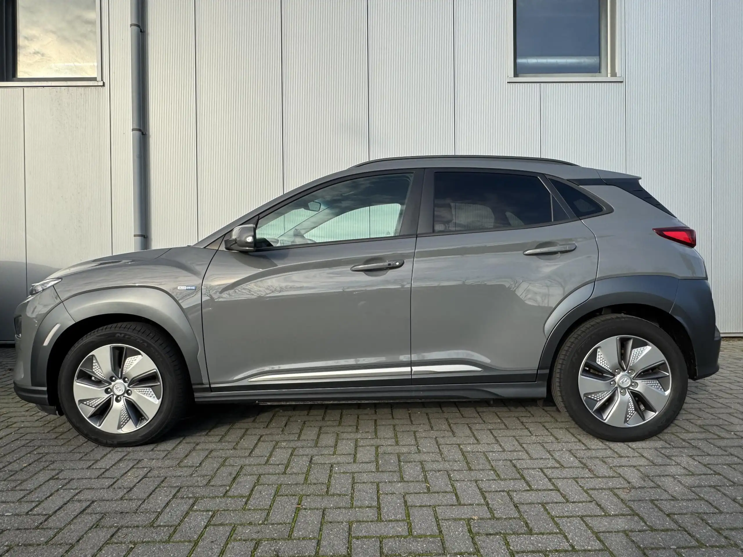 Hyundai - KONA