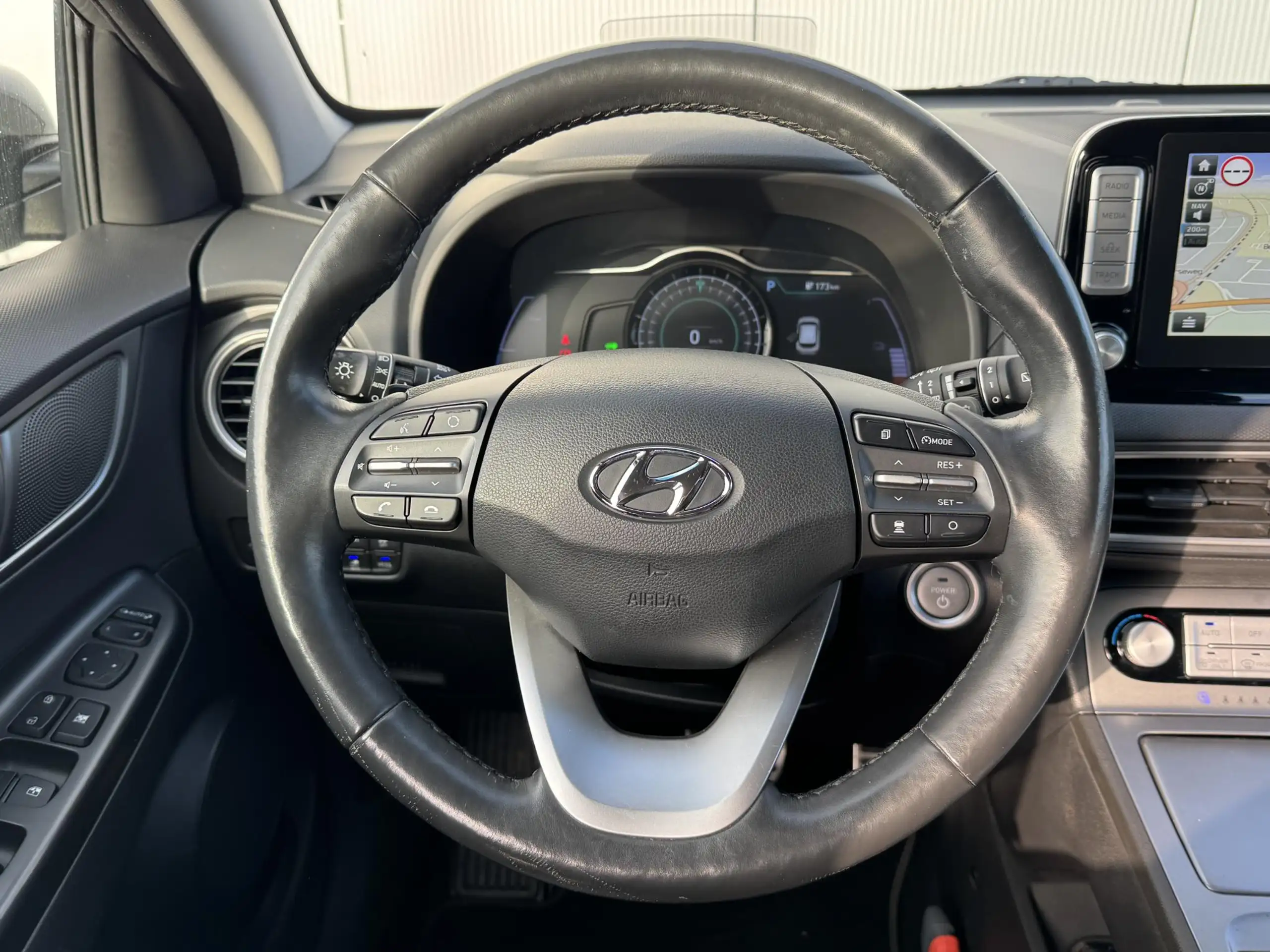 Hyundai - KONA