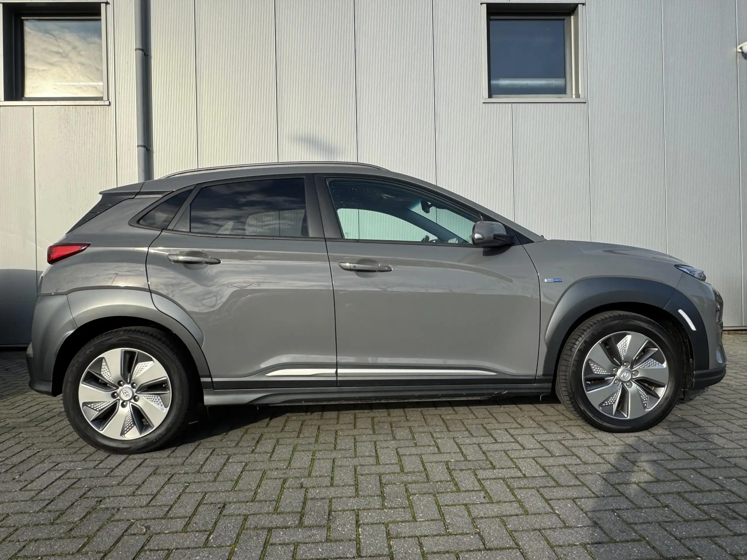 Hyundai - KONA