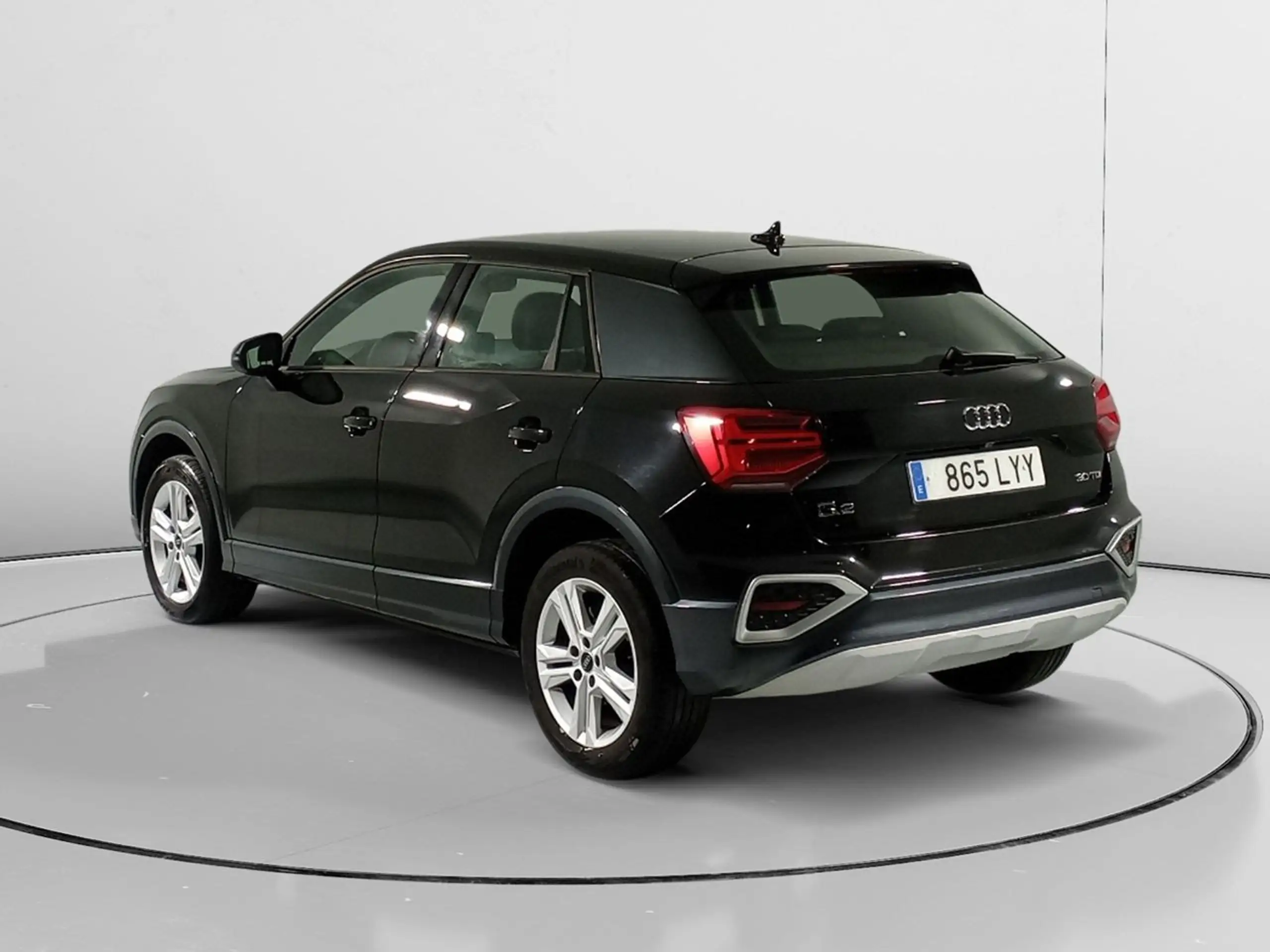 Audi - Q2