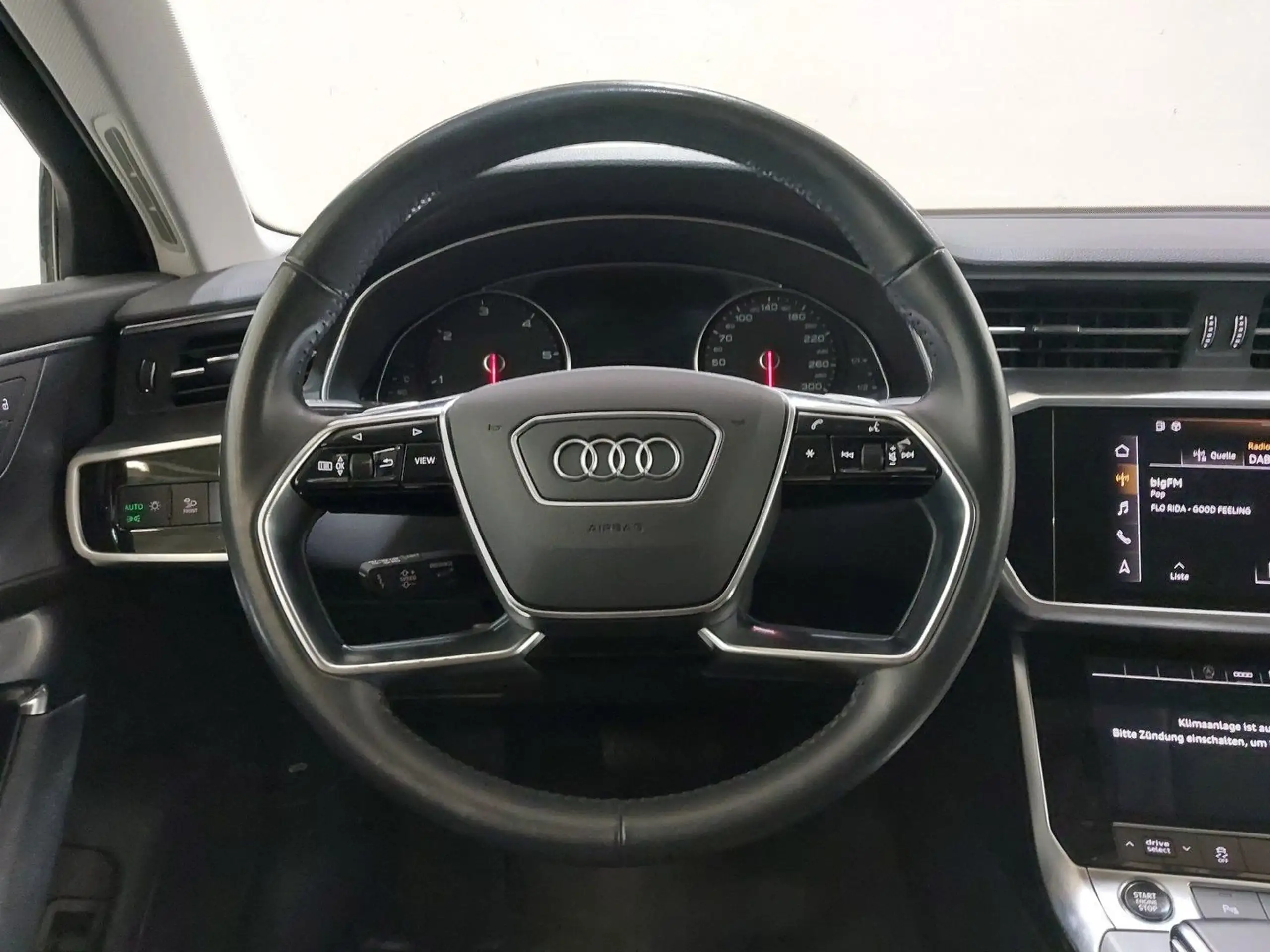 Audi - A6