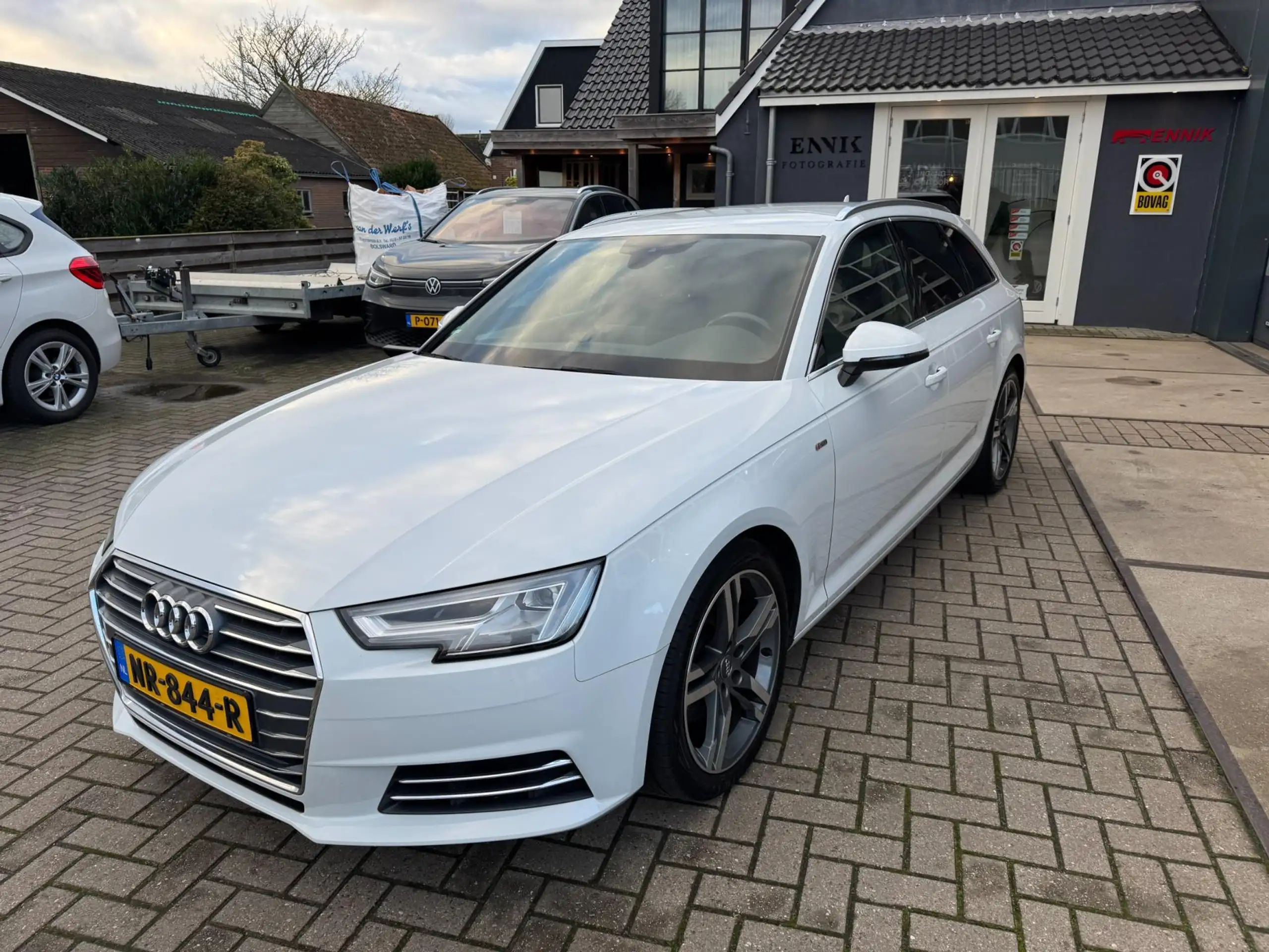 Audi - A4