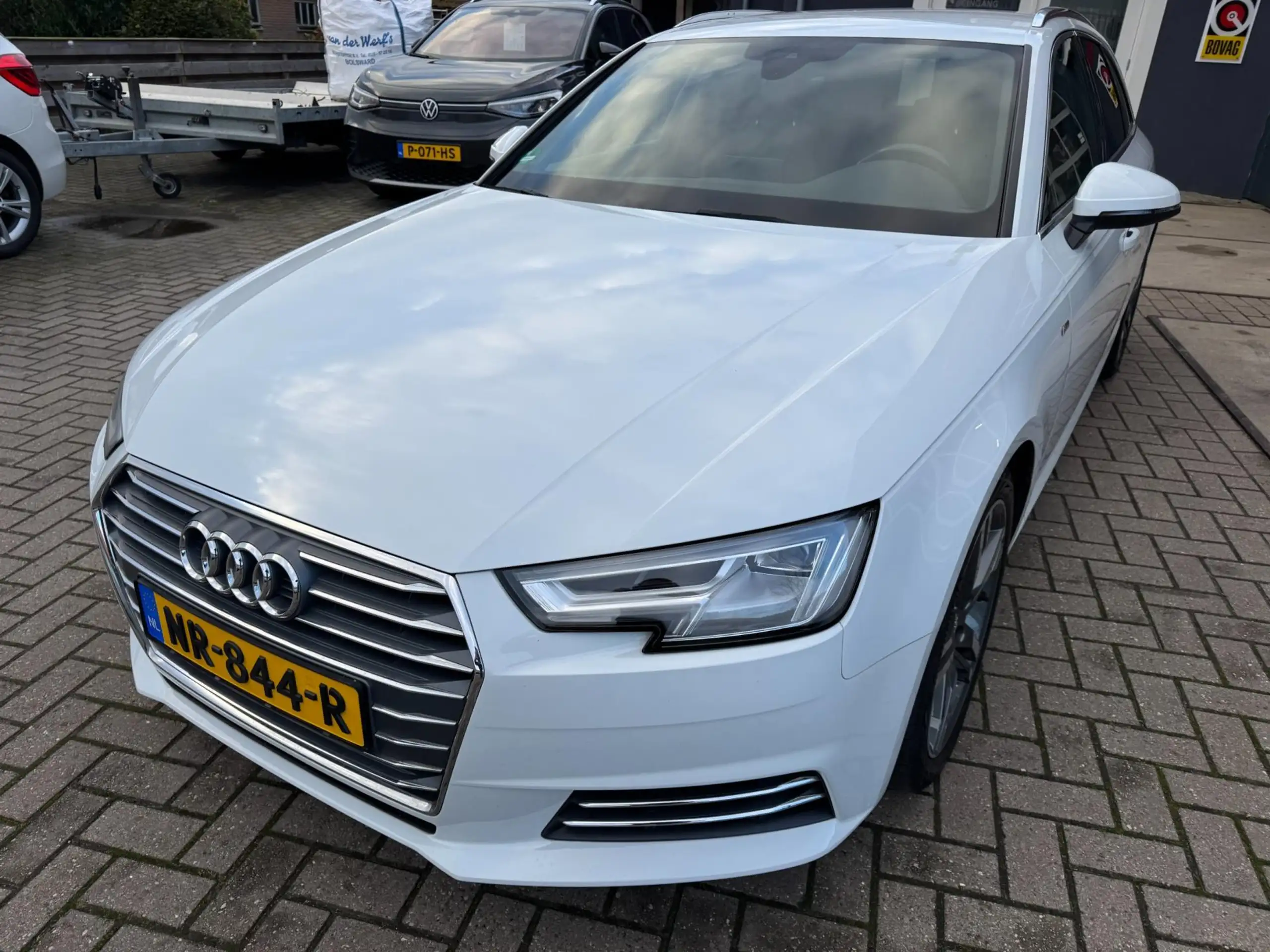 Audi - A4