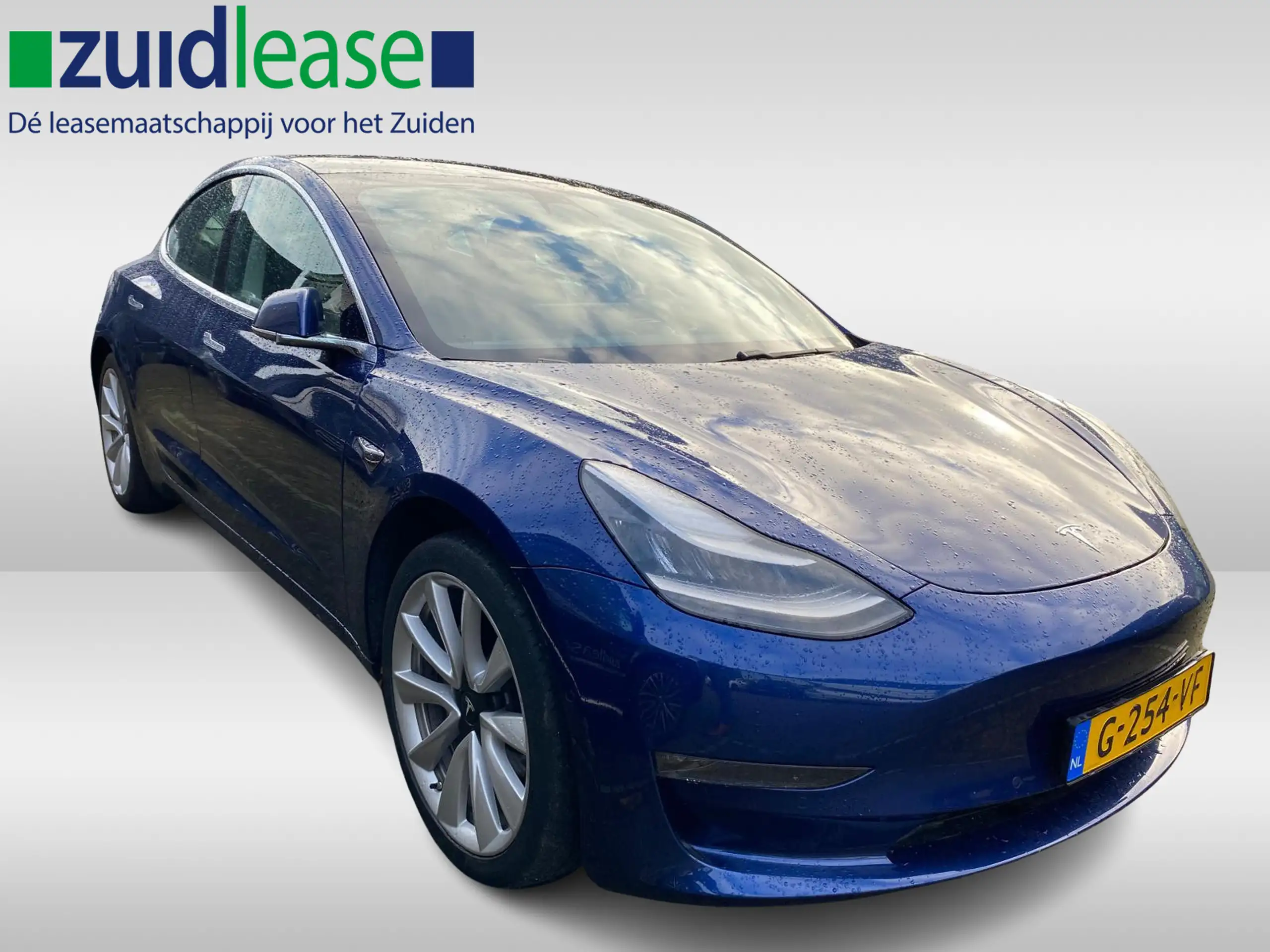 Tesla - Model 3