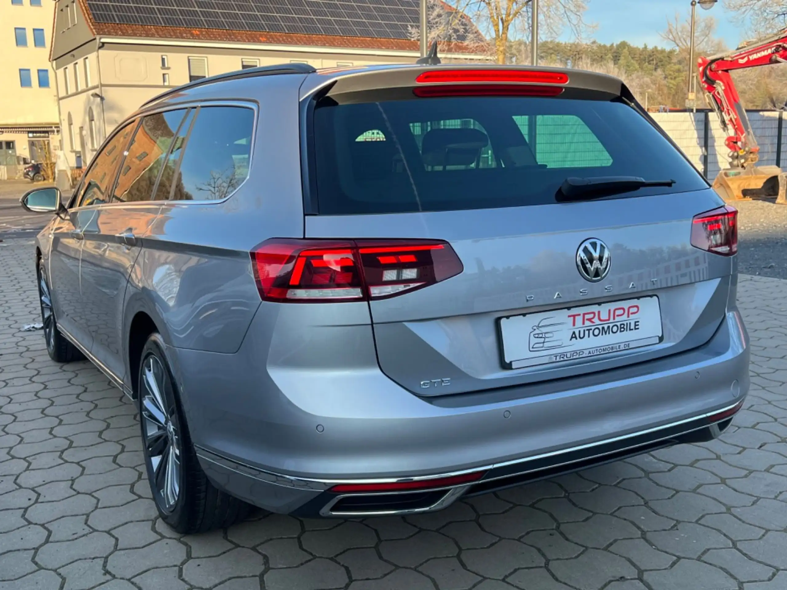 Volkswagen - Passat