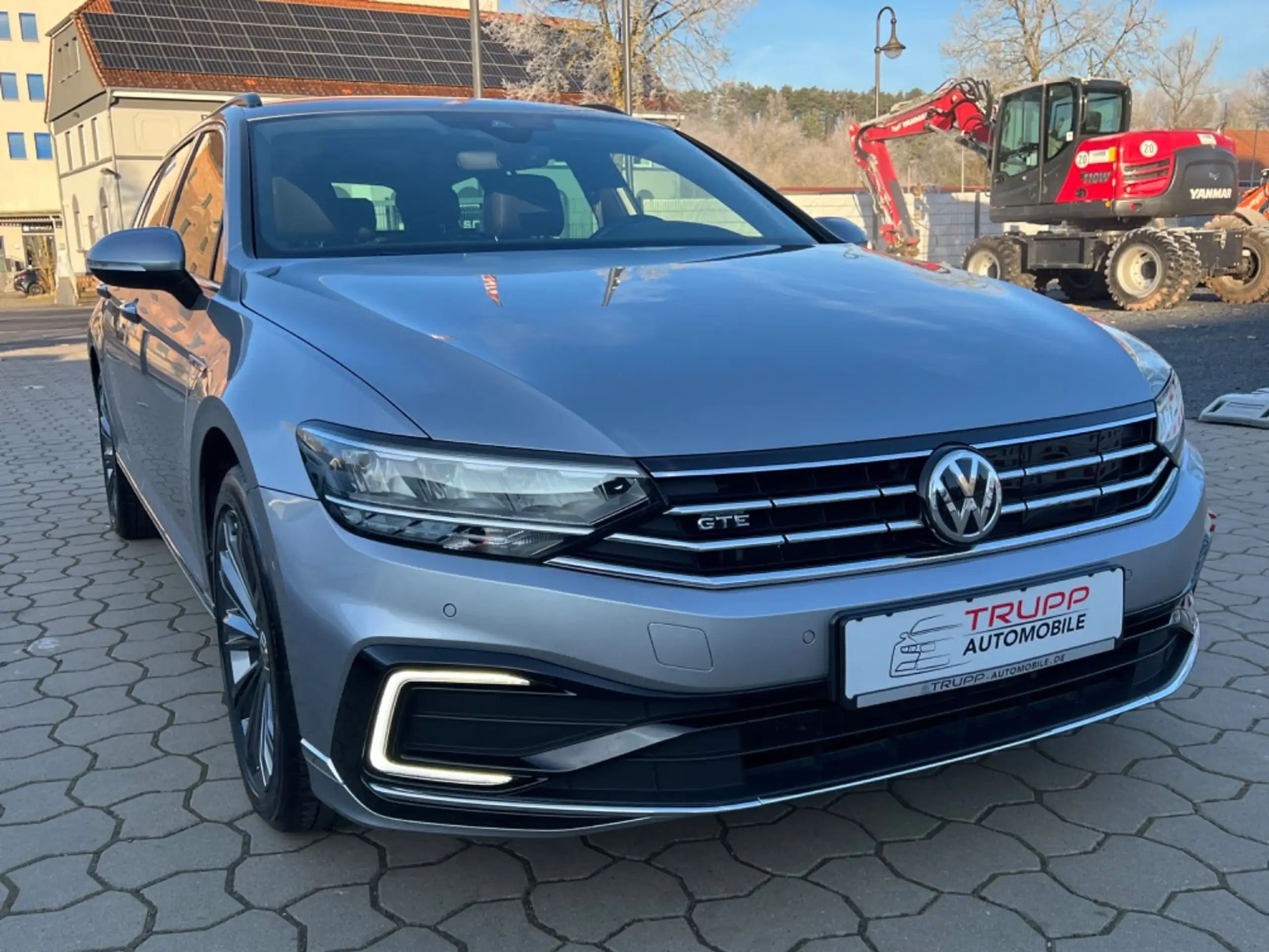 Volkswagen - Passat