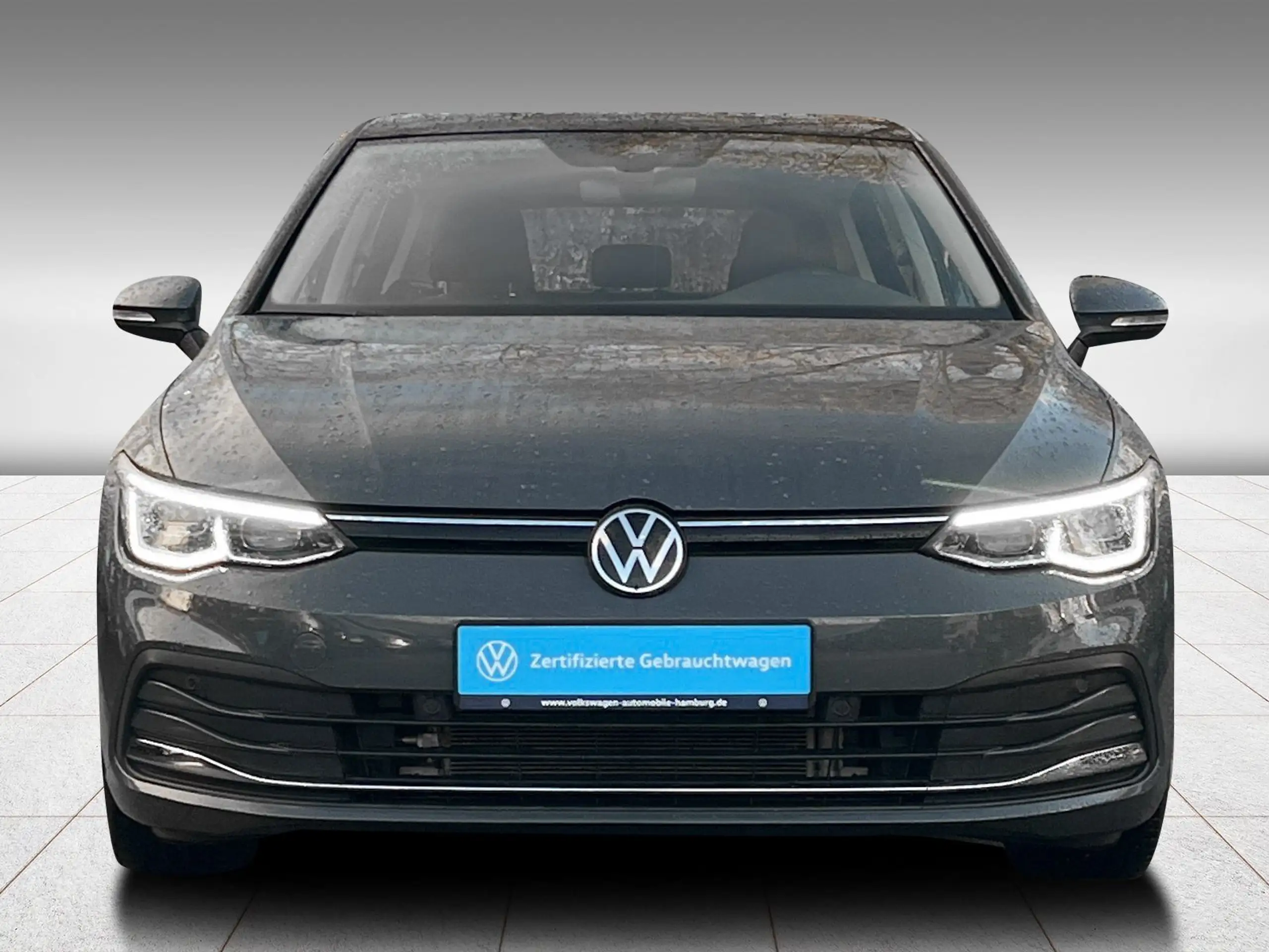 Volkswagen - Golf