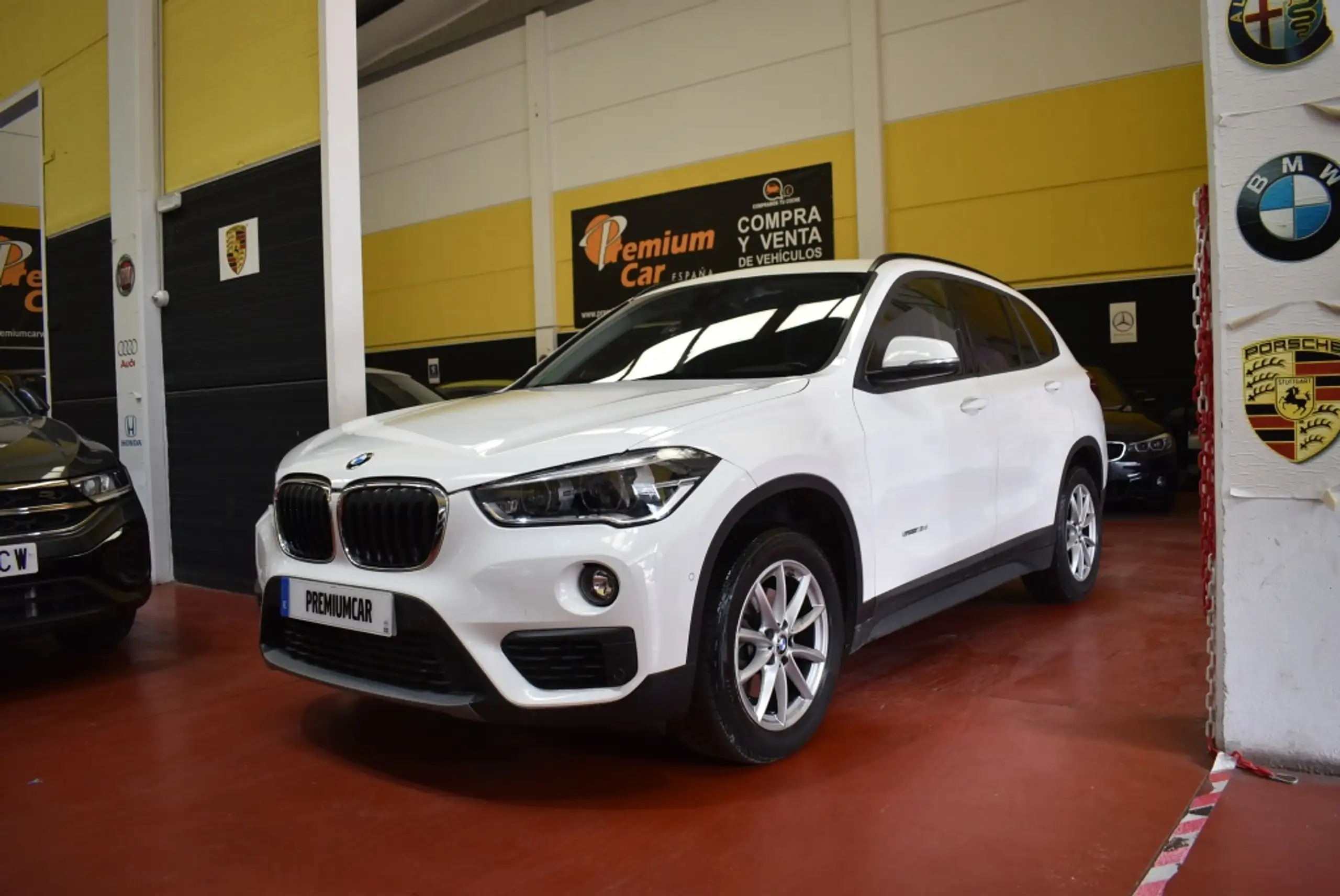 BMW - X1