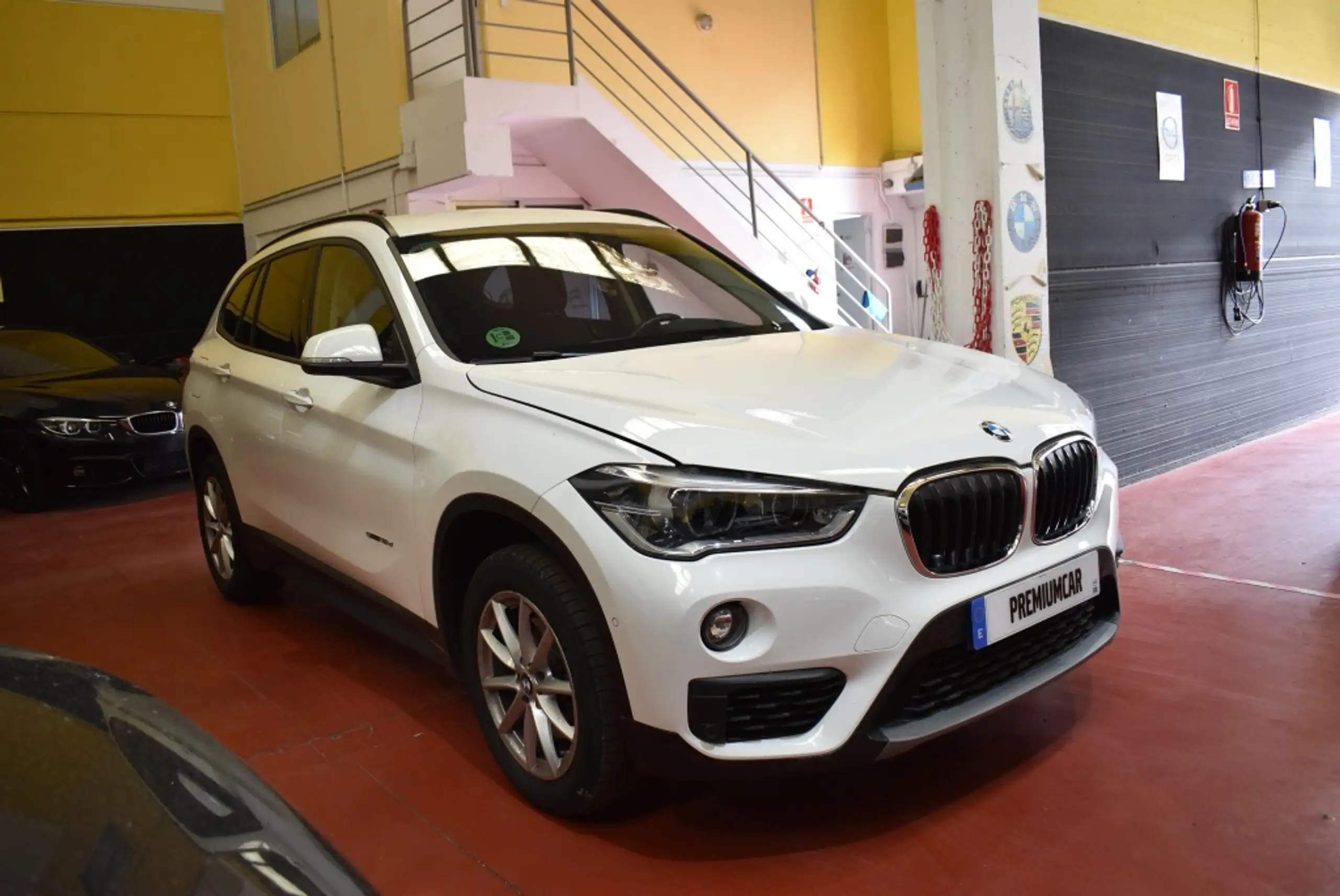 BMW - X1