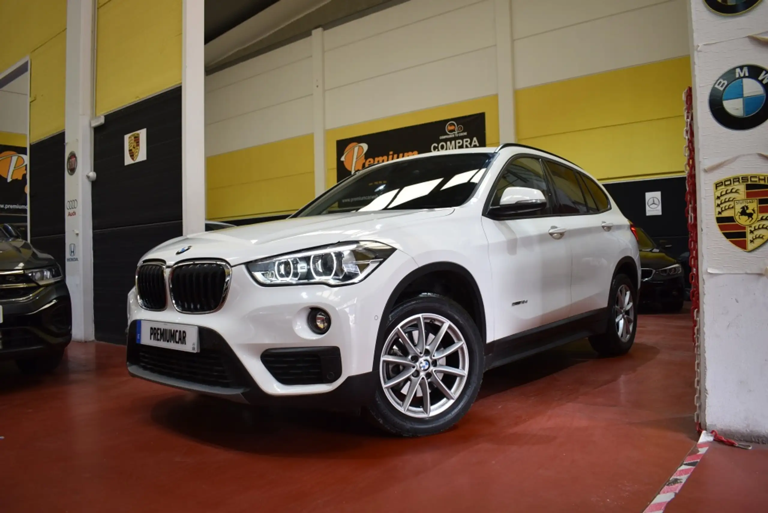 BMW - X1