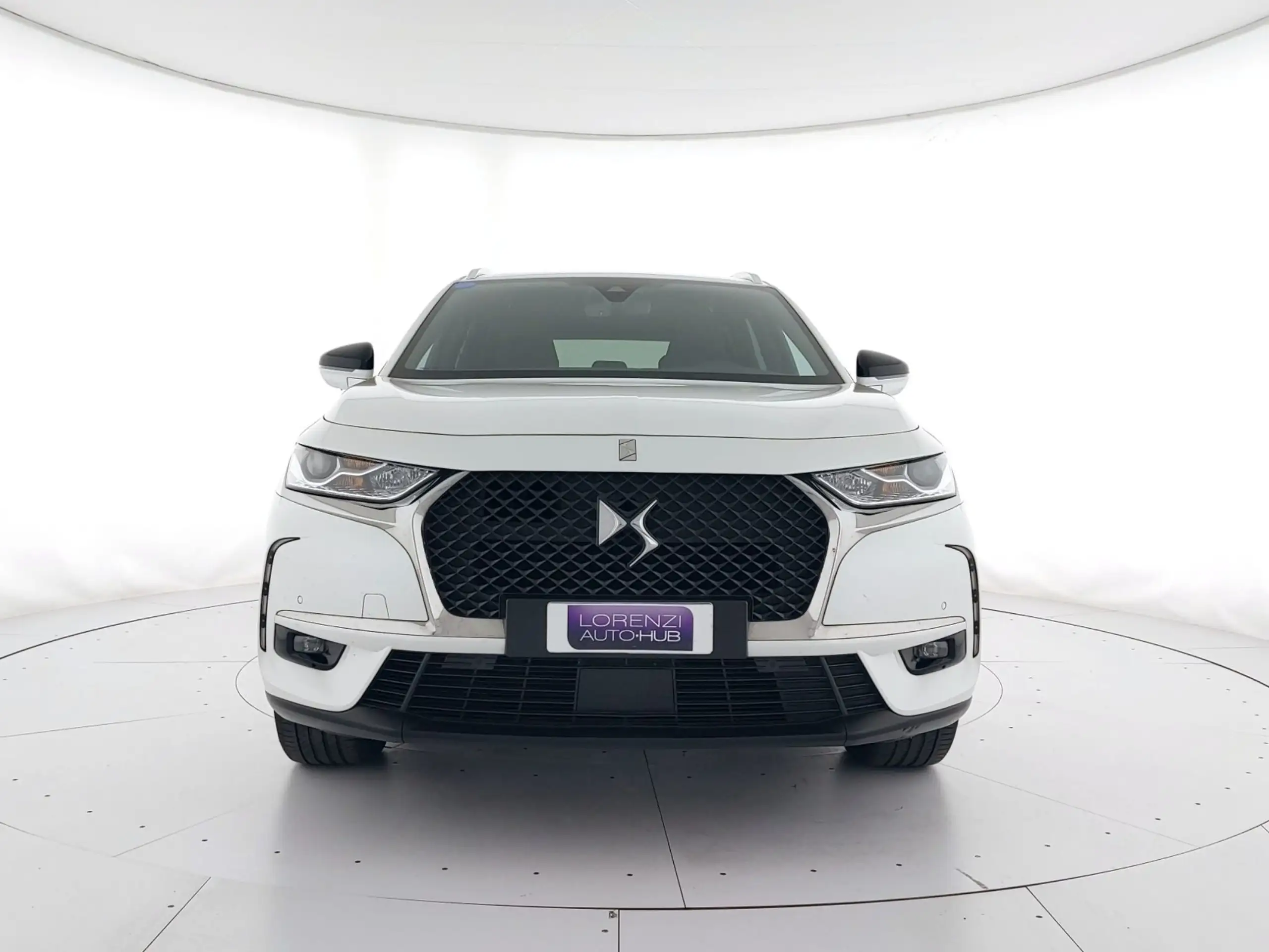 DS Automobiles - DS 7 Crossback