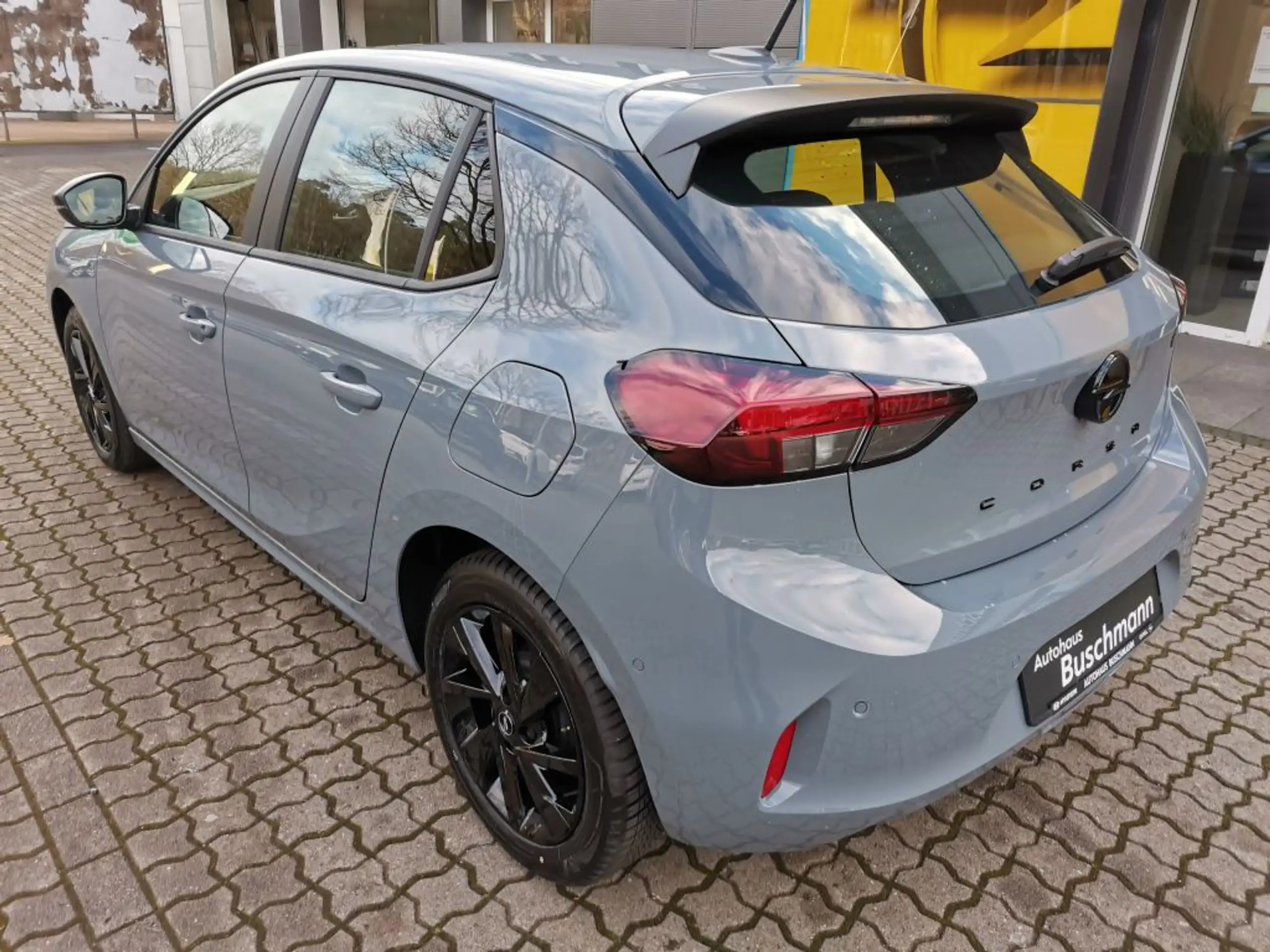 Opel - Corsa