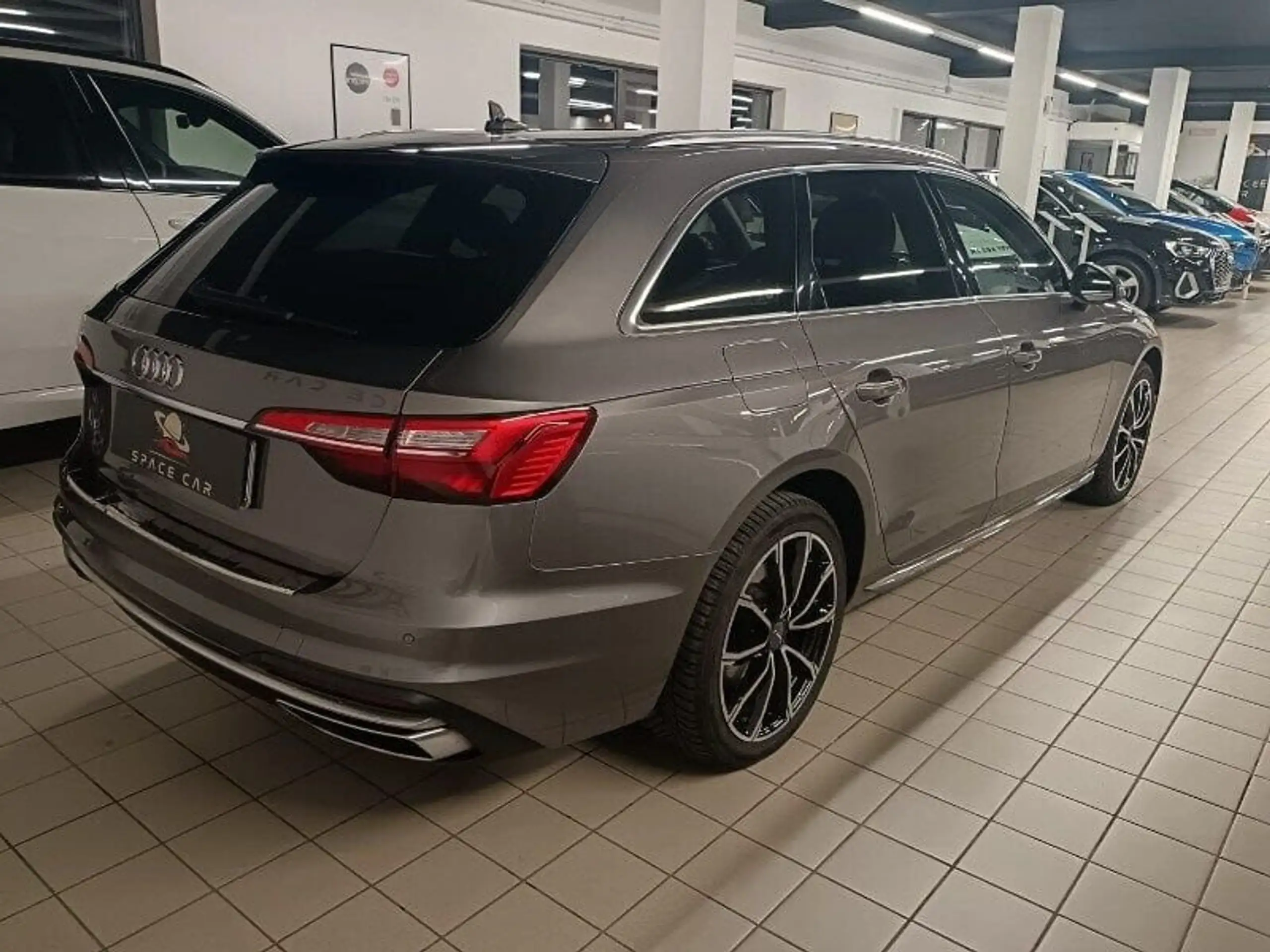 Audi - A4