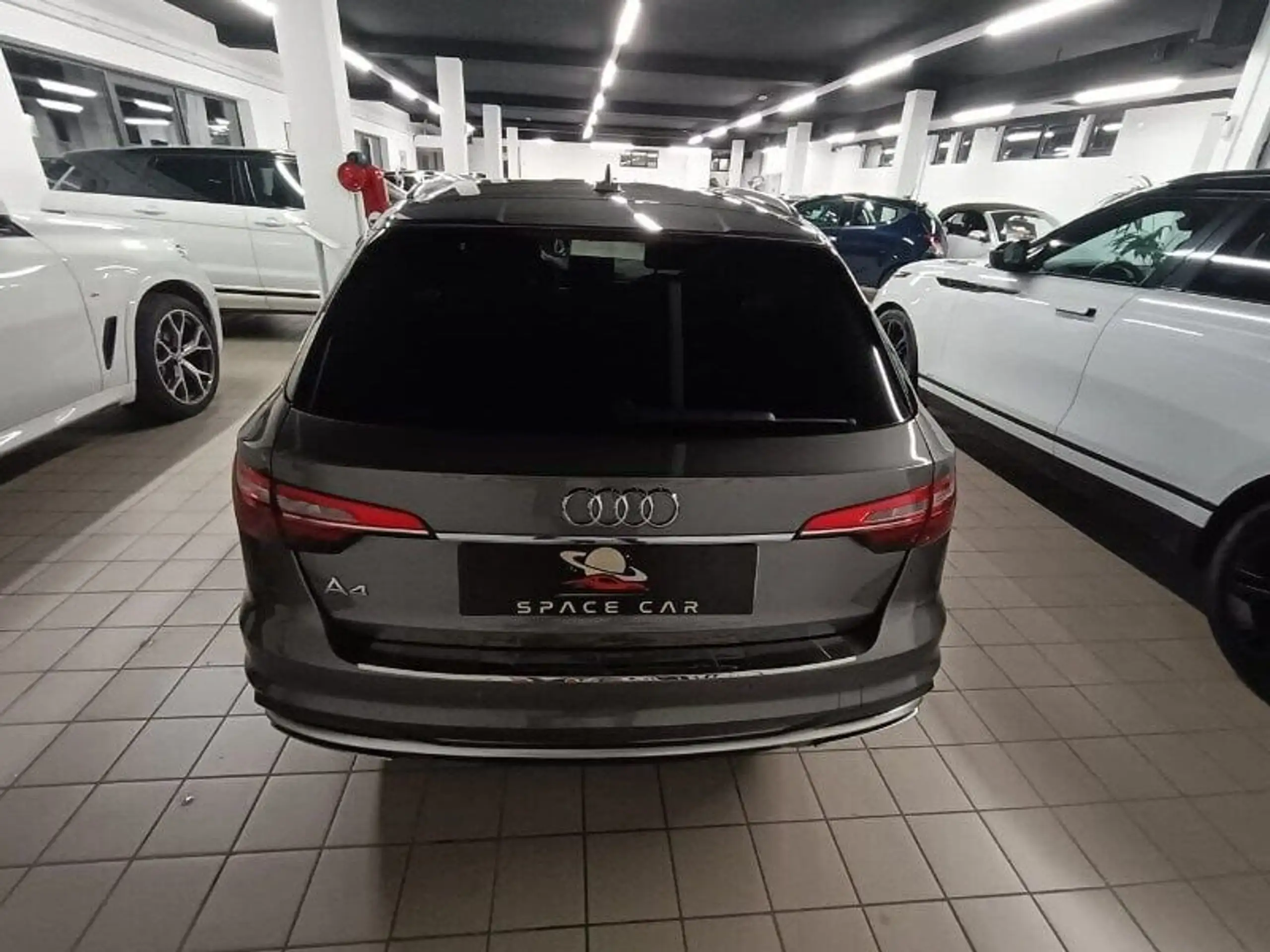 Audi - A4