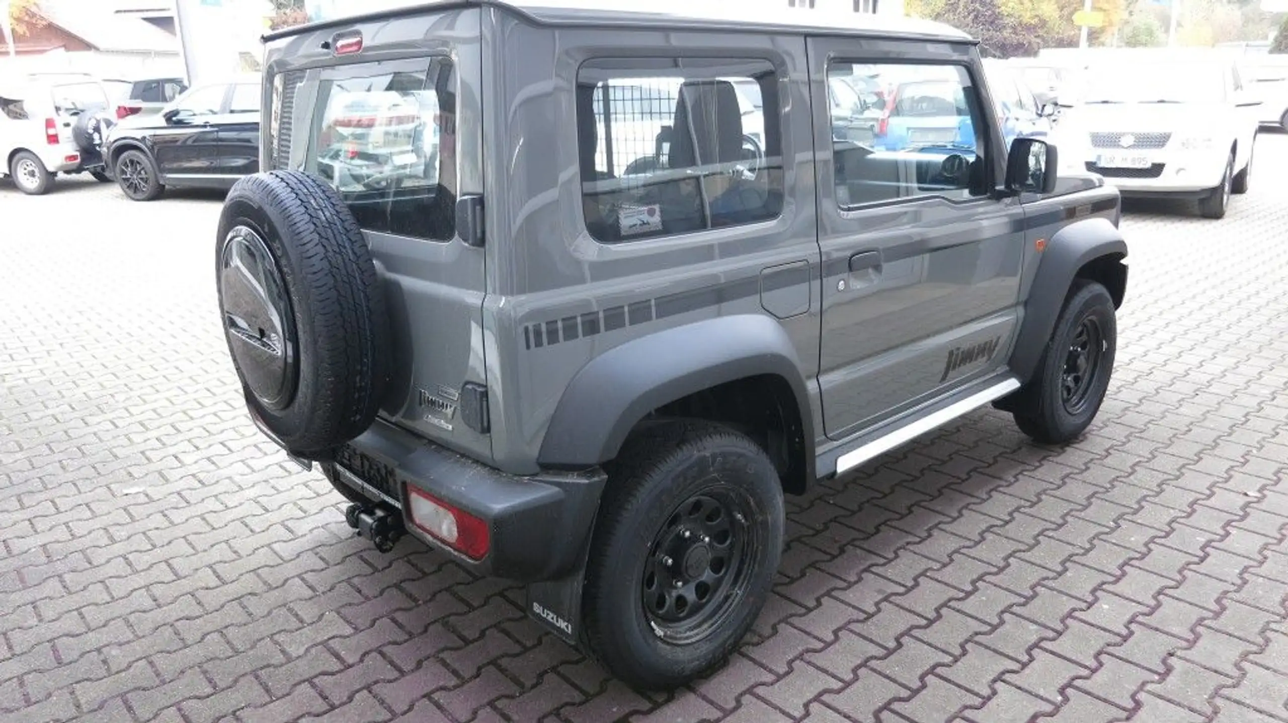 Suzuki - Jimny