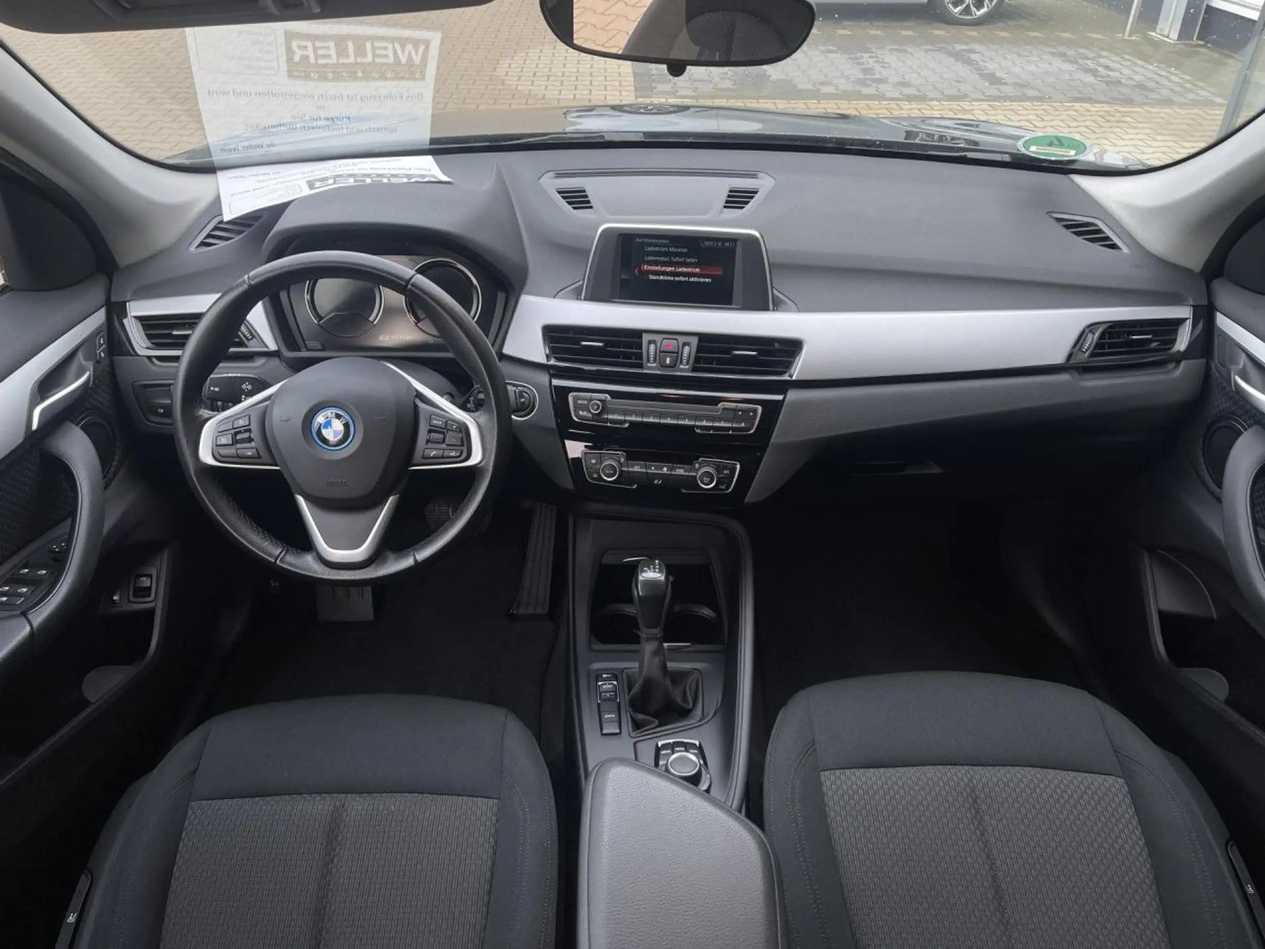 BMW - X1