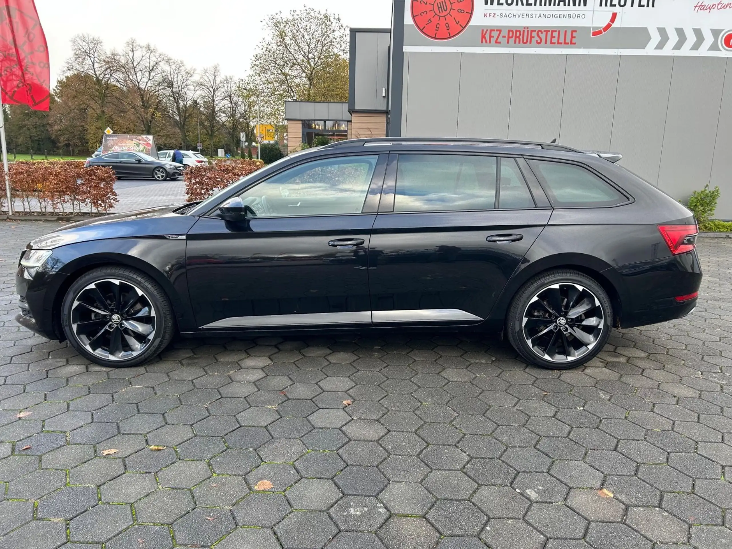 Skoda - Superb