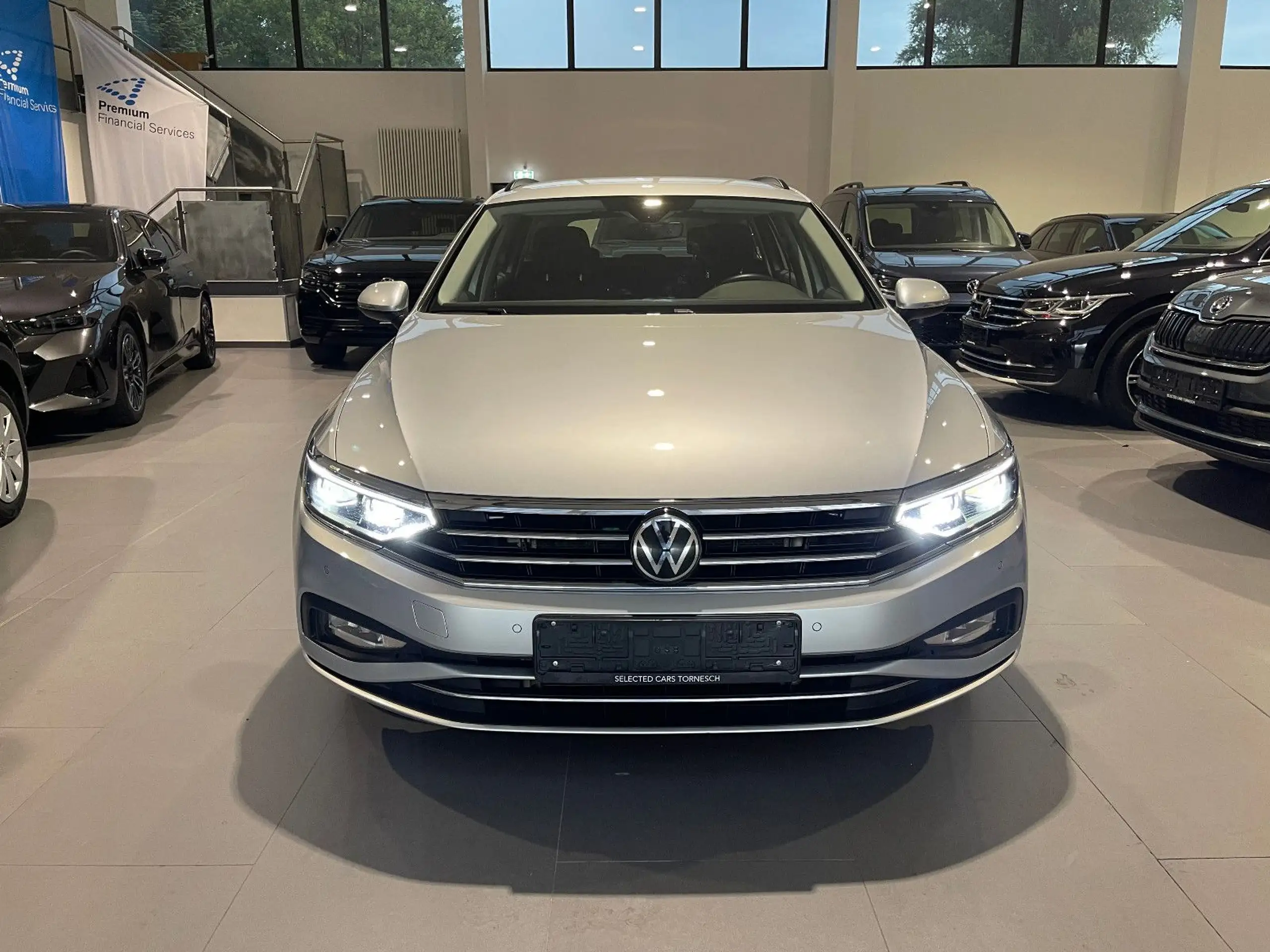 Volkswagen - Passat Variant