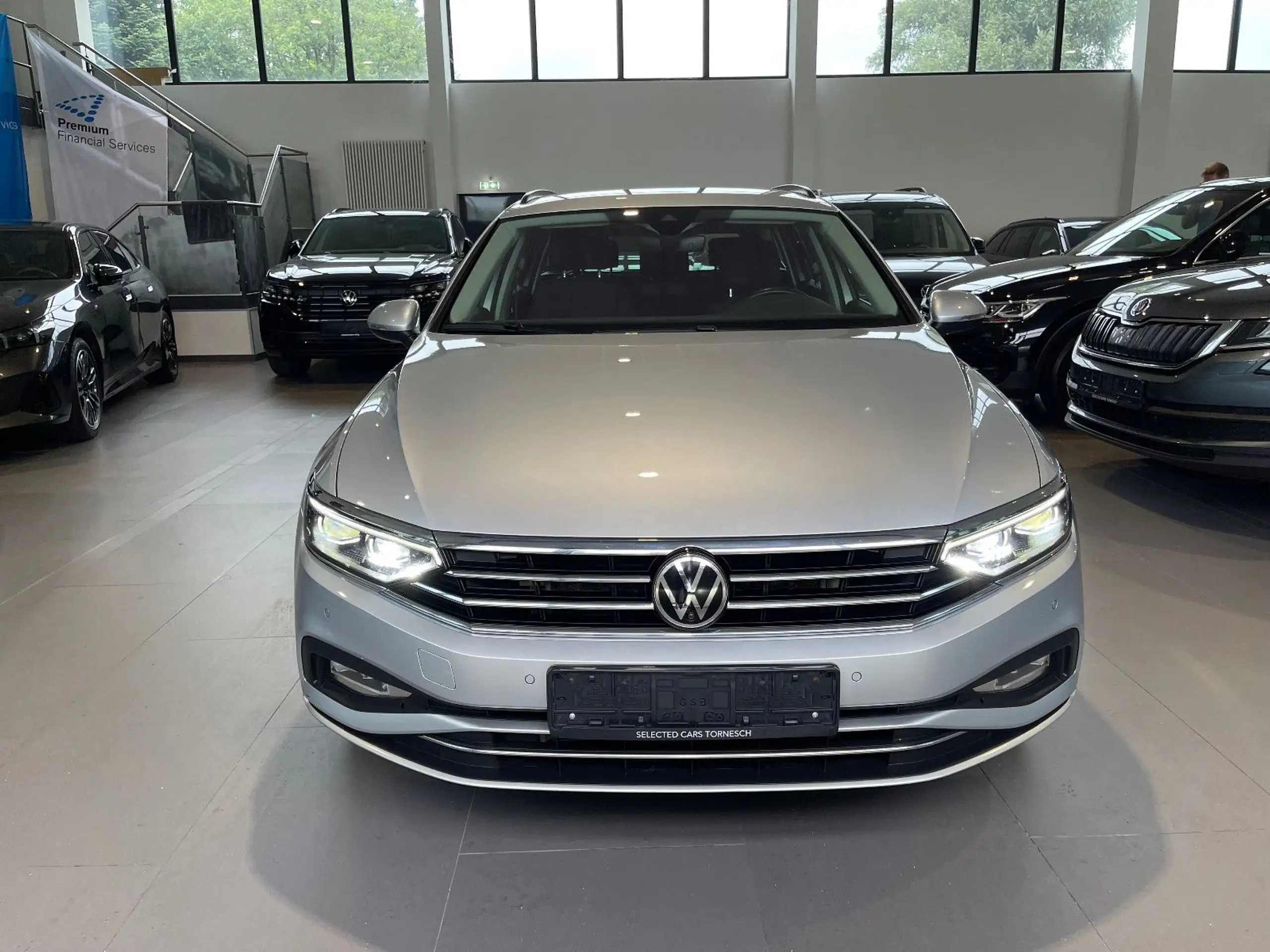 Volkswagen - Passat Variant