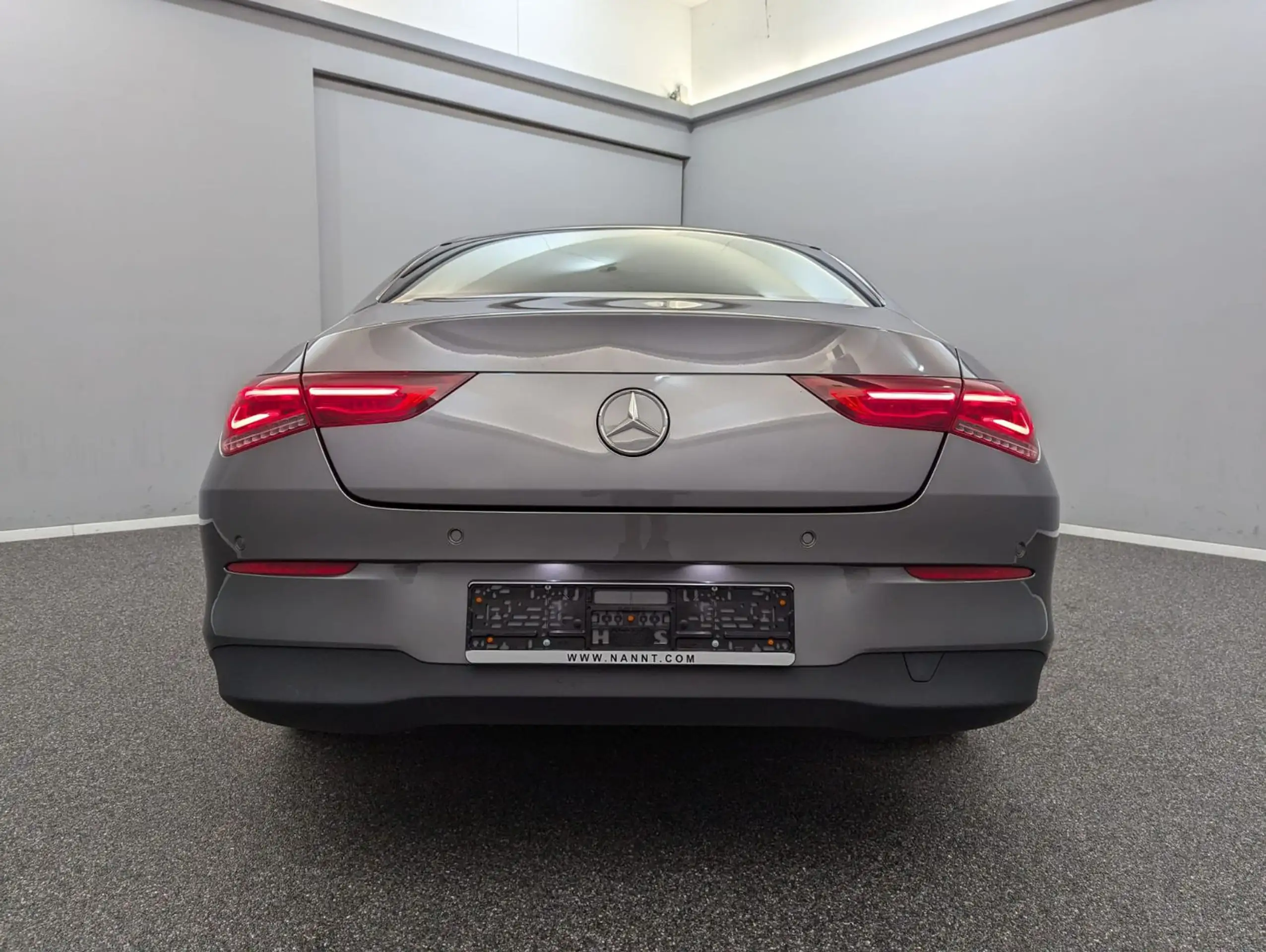 Mercedes-Benz - CLA 180