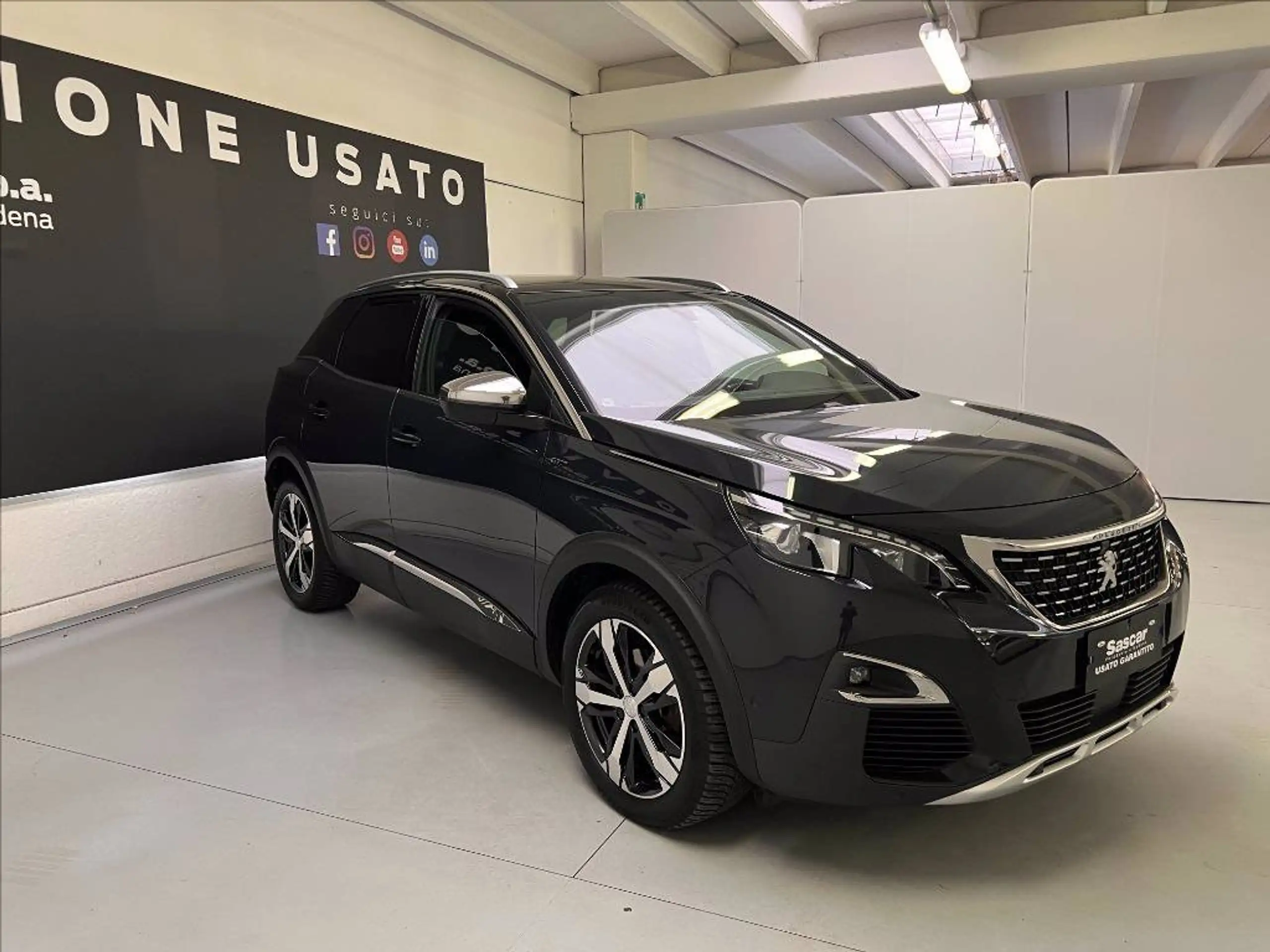 Peugeot - 3008