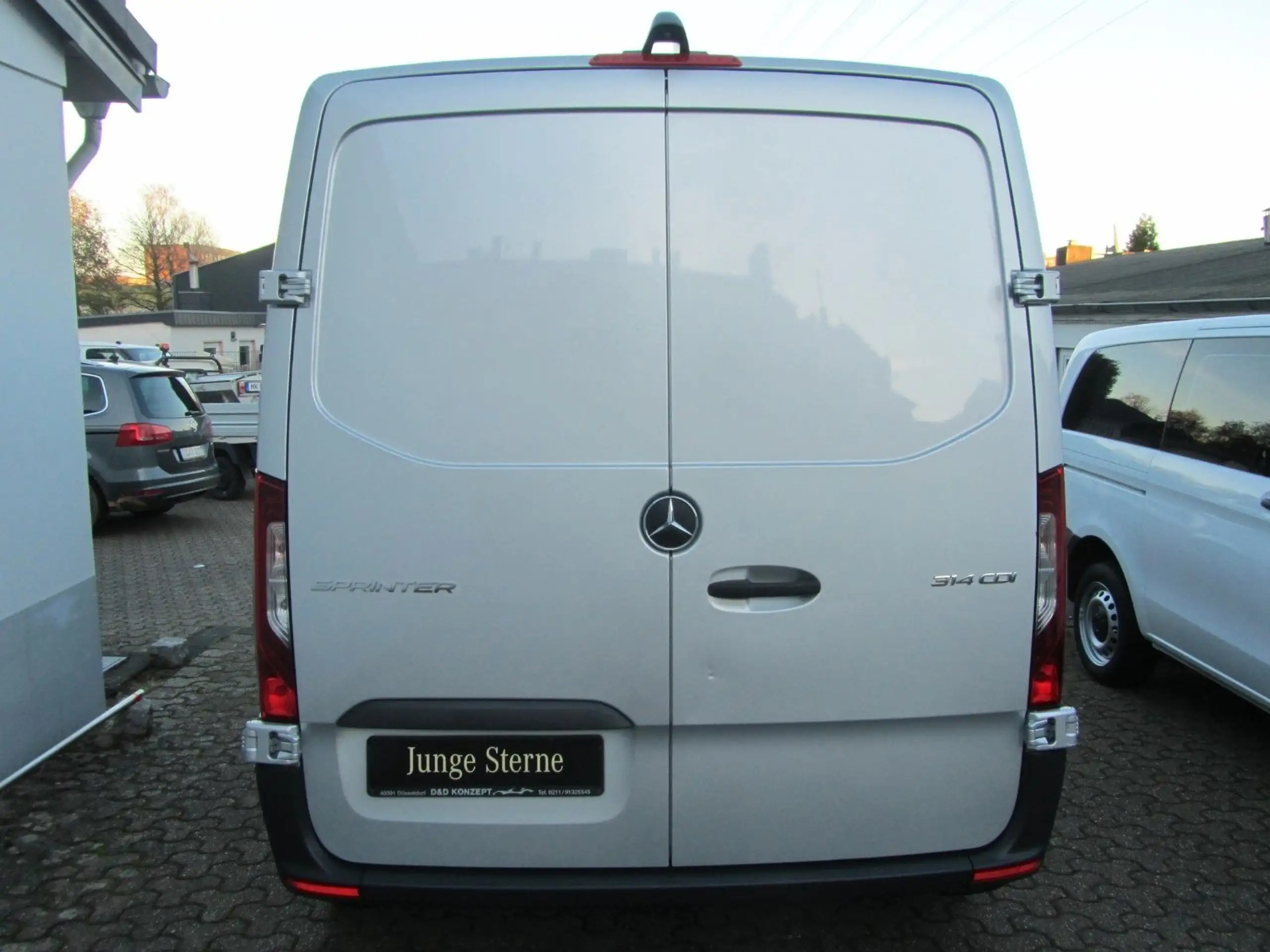 Mercedes-Benz - Sprinter