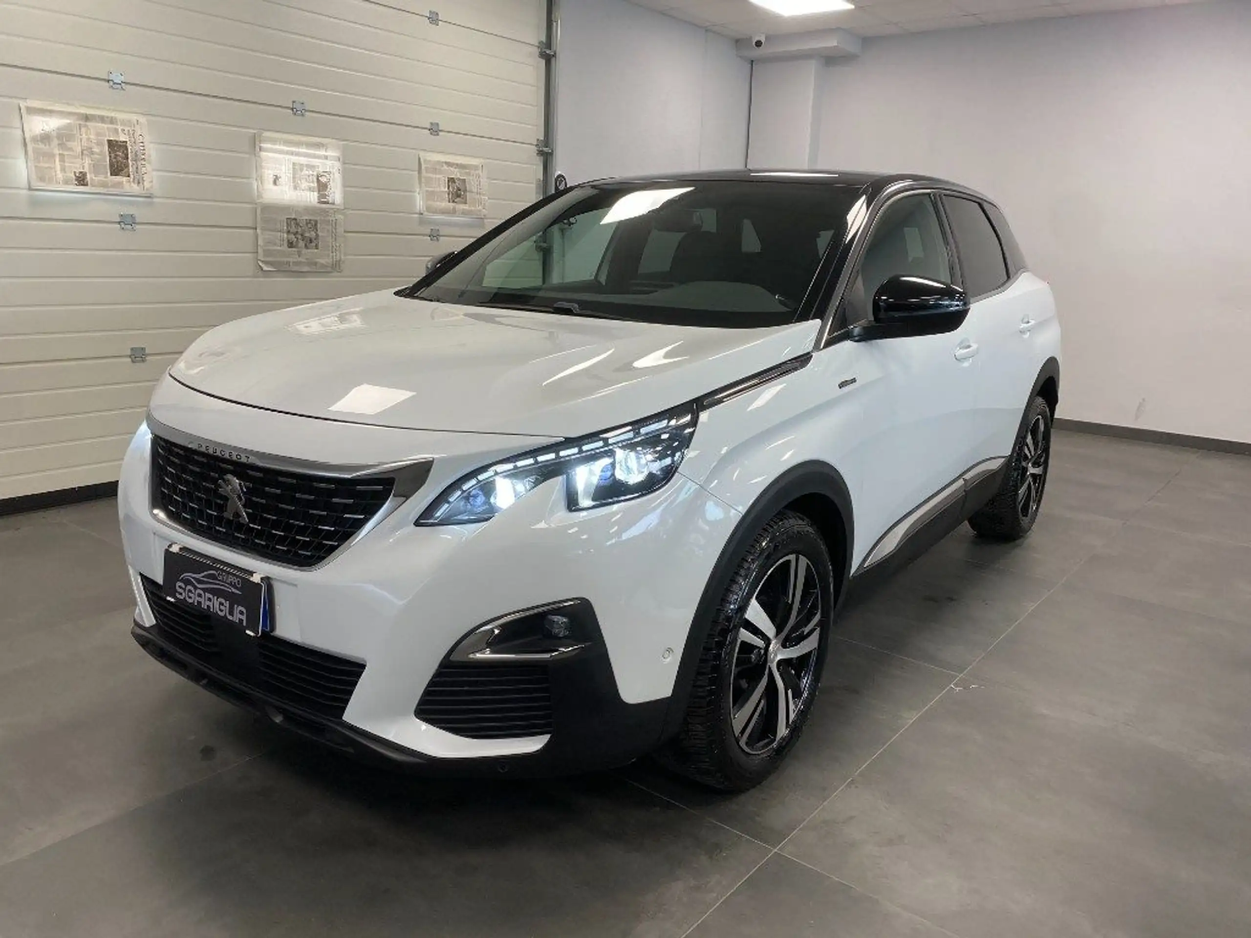 Peugeot - 3008