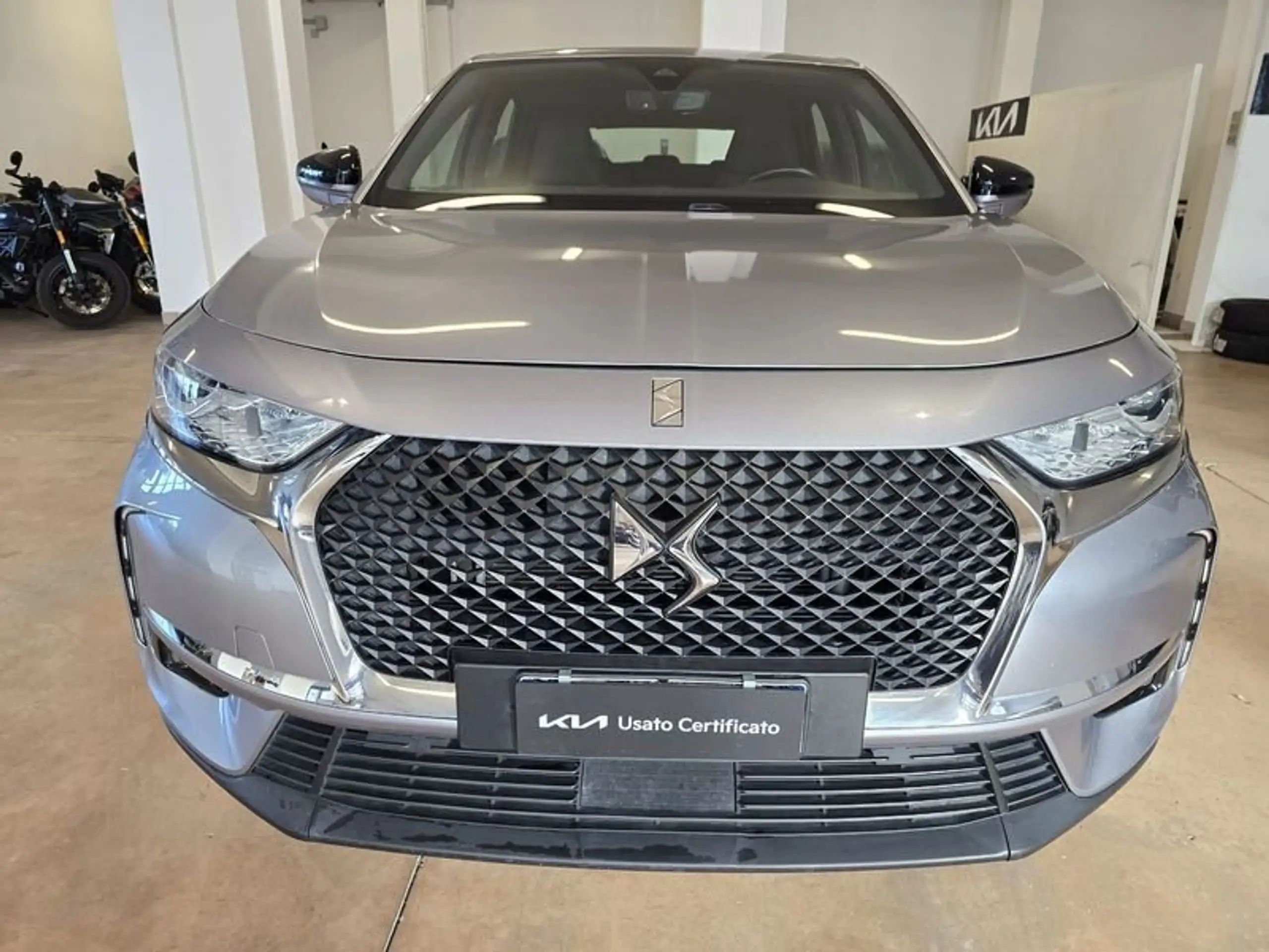 DS Automobiles - DS 7 Crossback