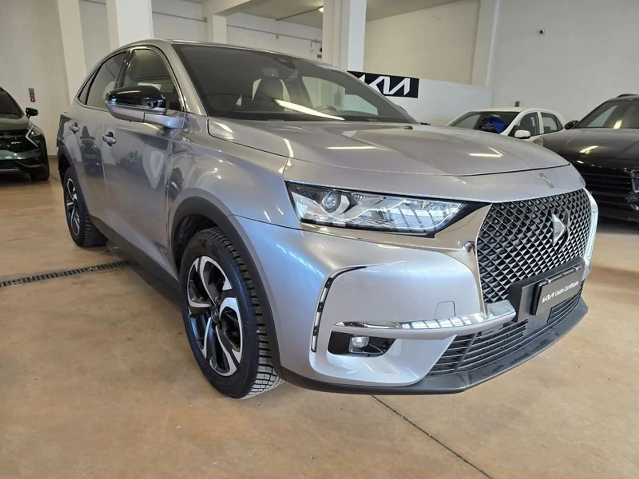 DS Automobiles - DS 7 Crossback