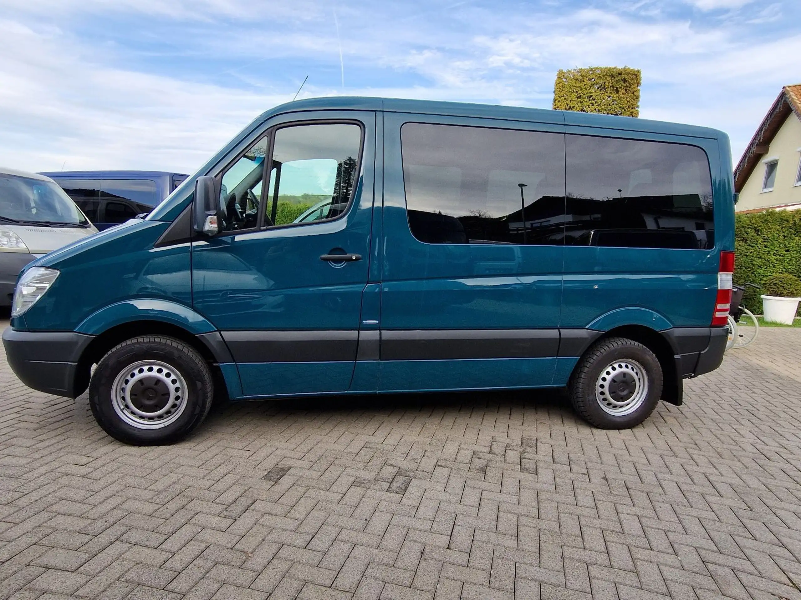 Mercedes-Benz - Sprinter