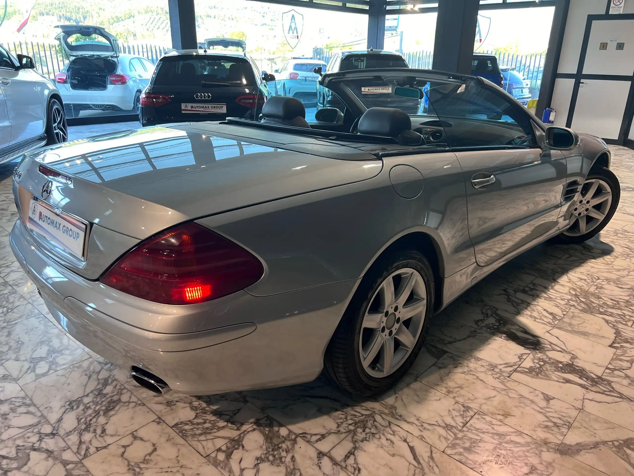 Mercedes-Benz - SL 350