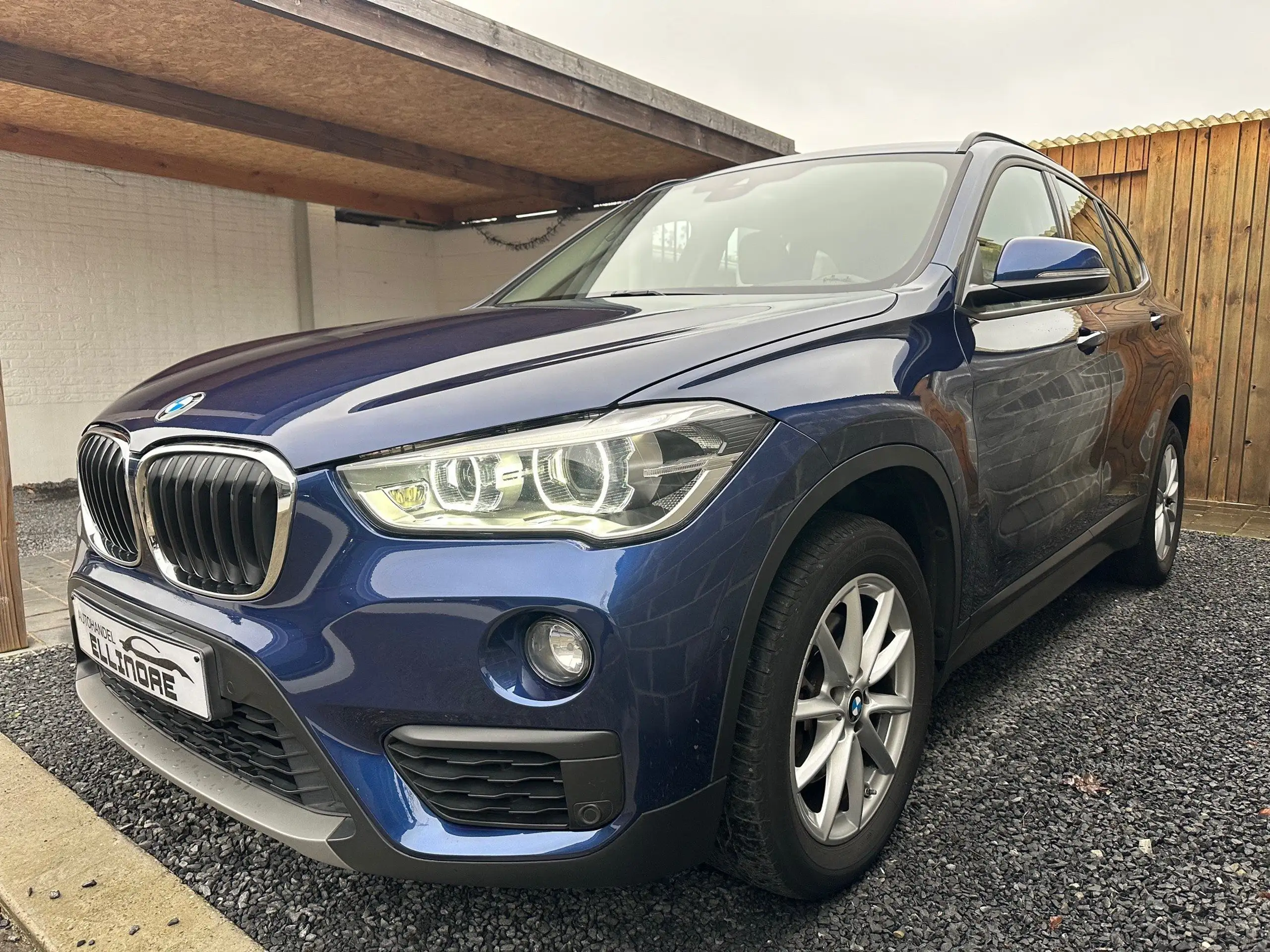 BMW - X1